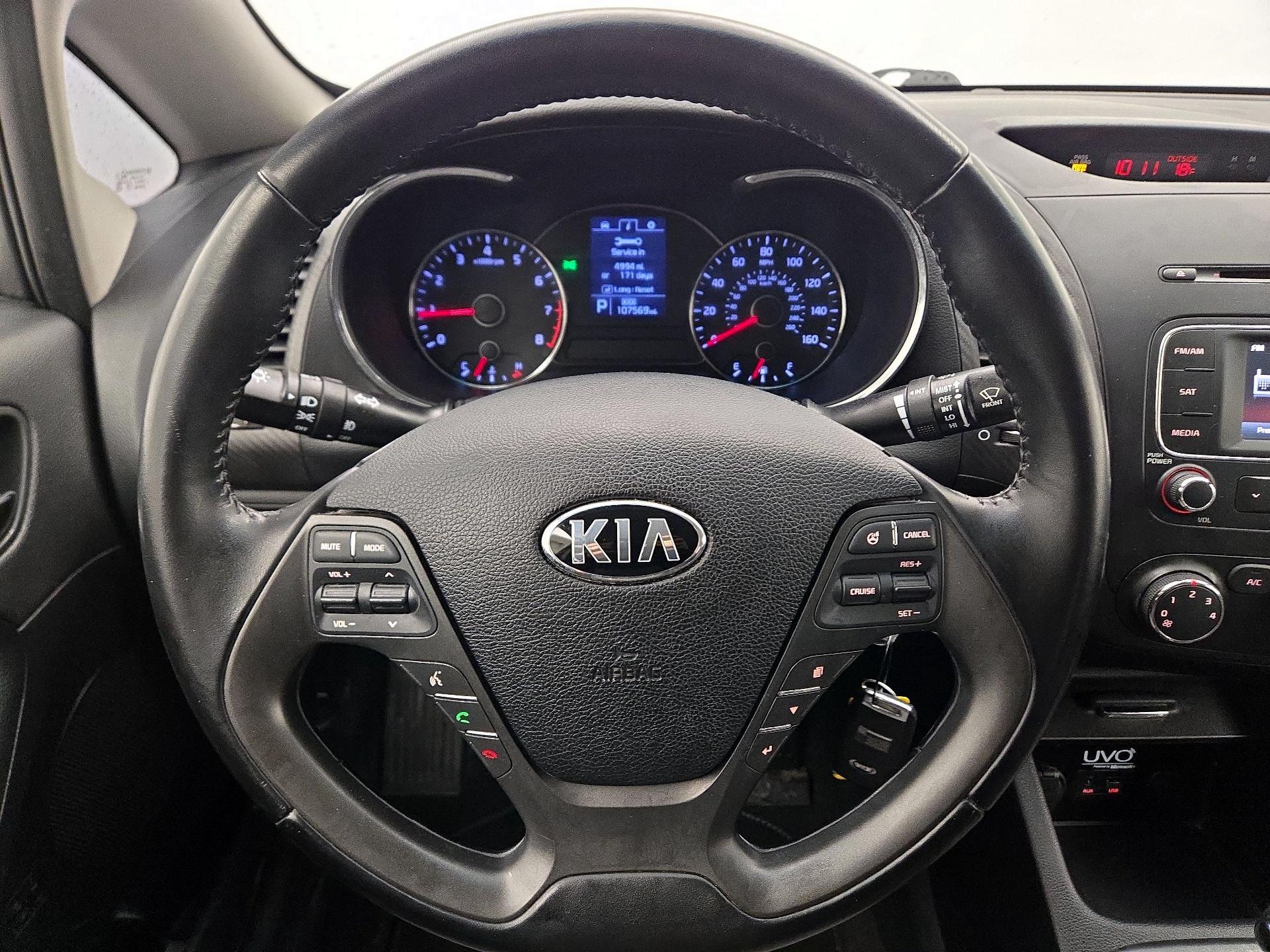 Thumbnail: 2015 Kia Forte - 10