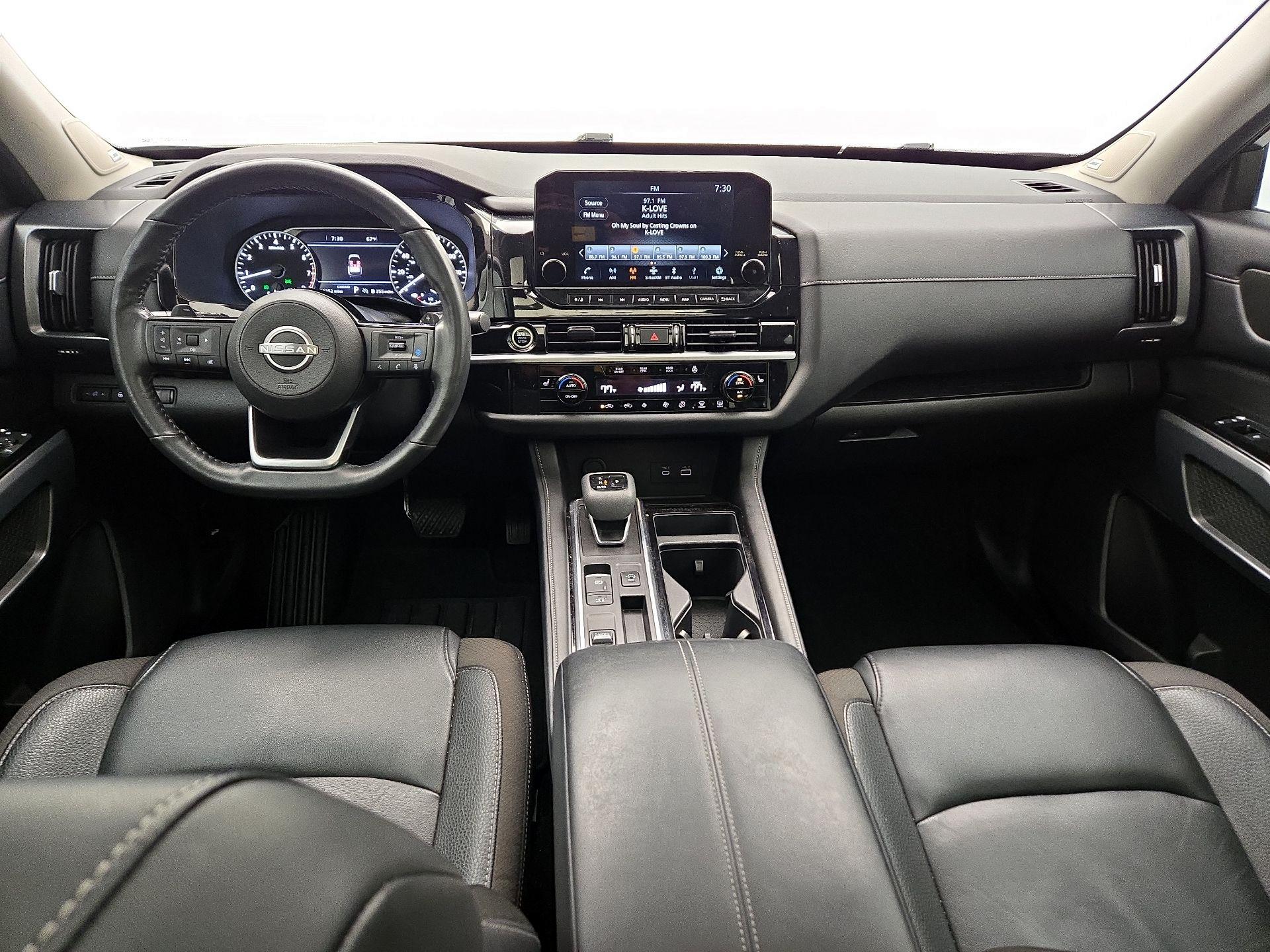 Thumbnail: 2023 Nissan Pathfinder - 9