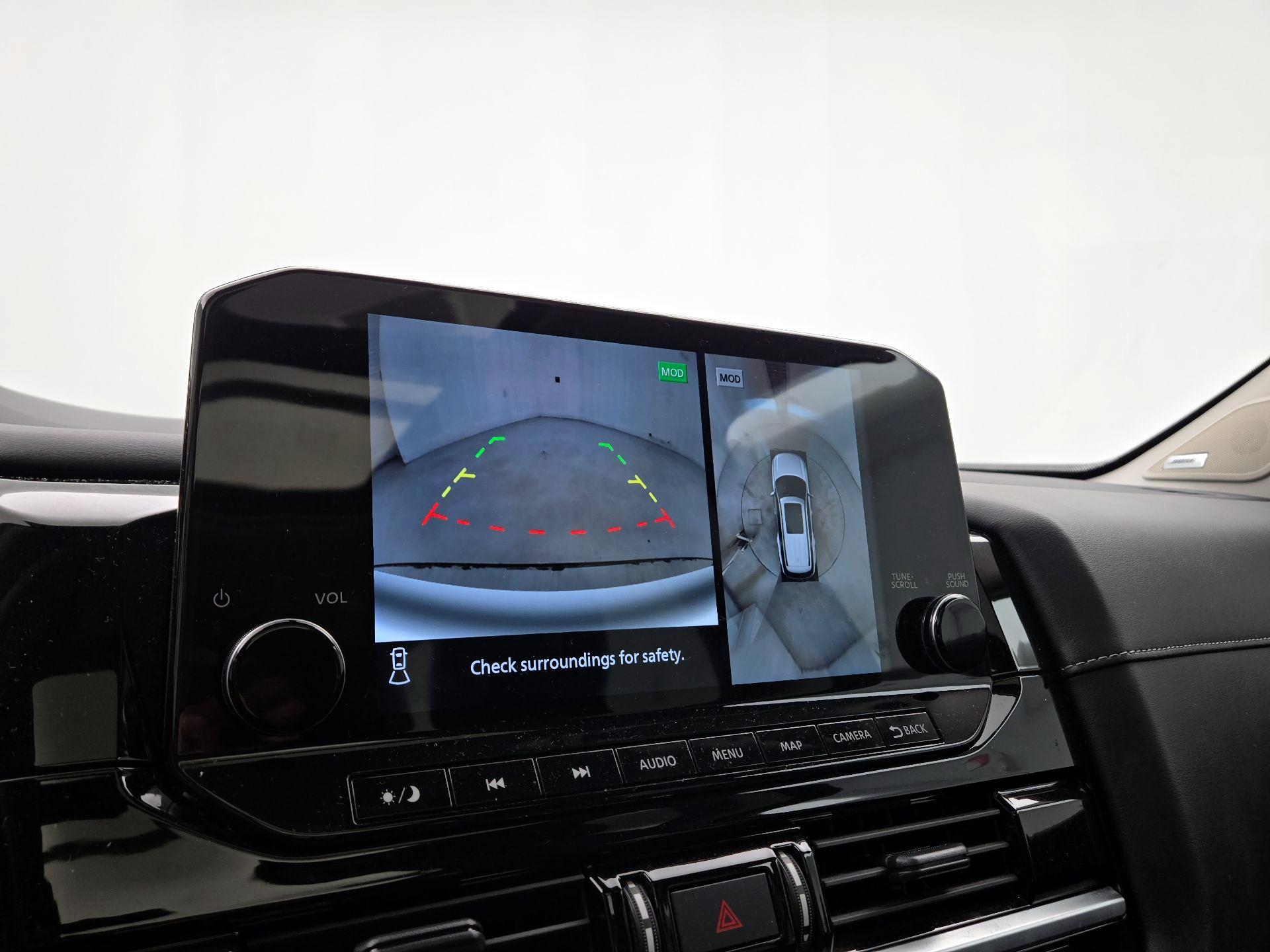 Thumbnail: 2023 Nissan Pathfinder - 14