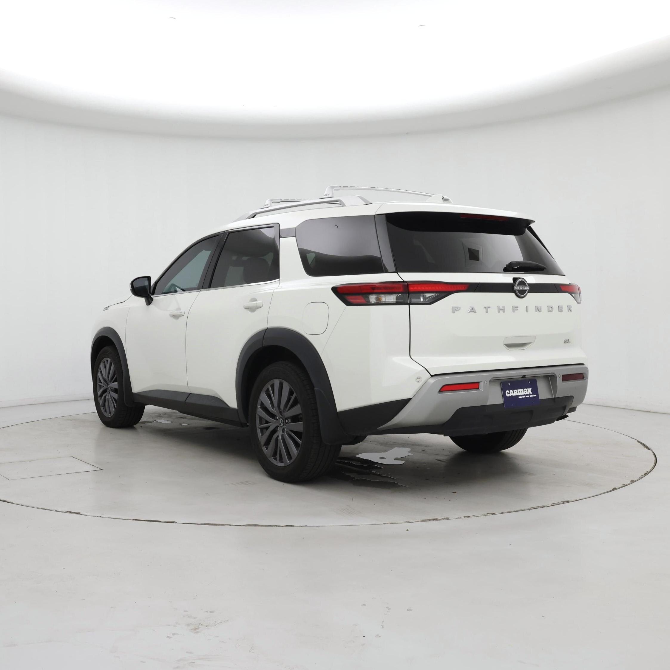 Thumbnail: 2023 Nissan Pathfinder - 2