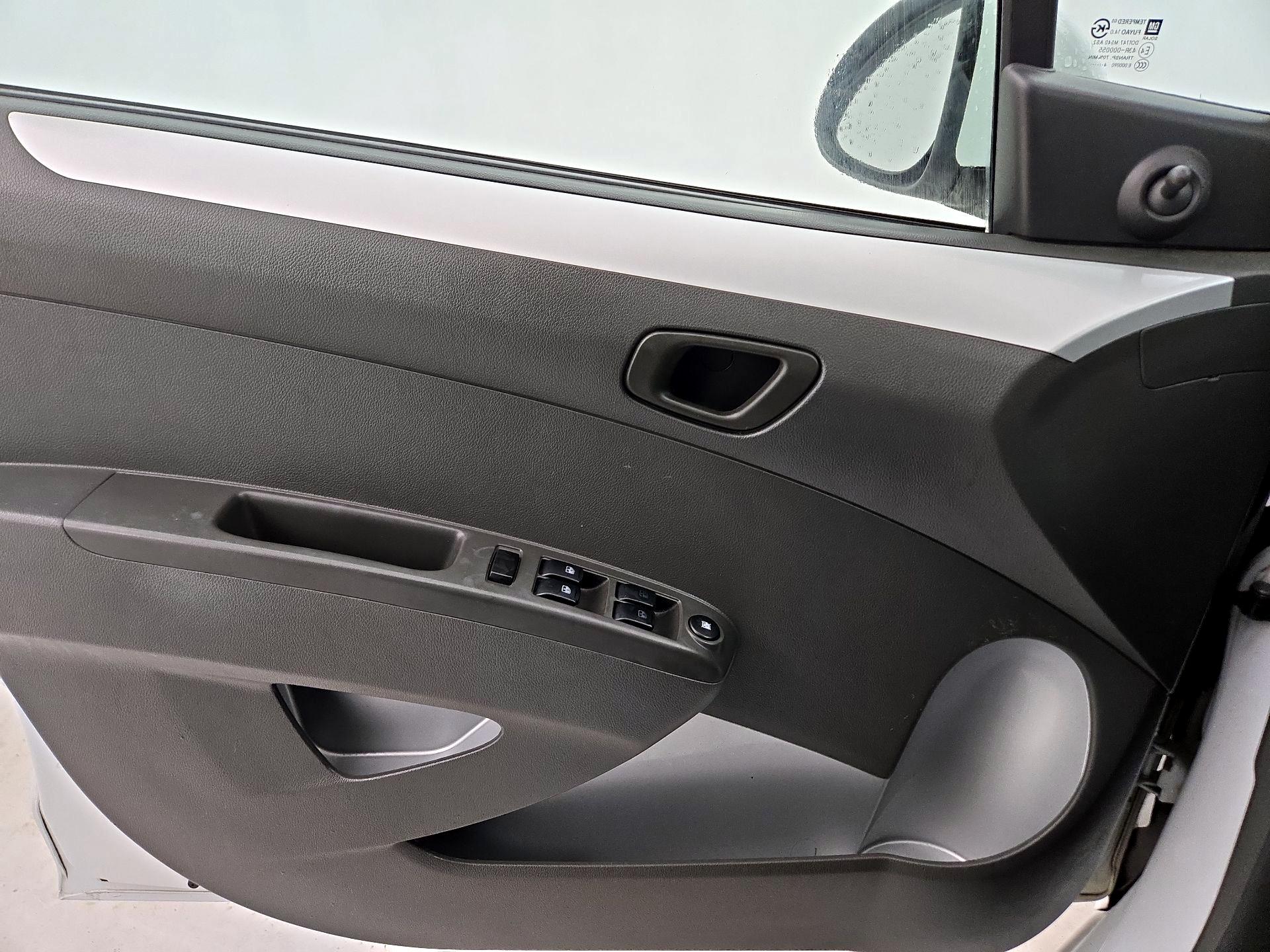 Thumbnail: 2015 Chevrolet Spark - 12