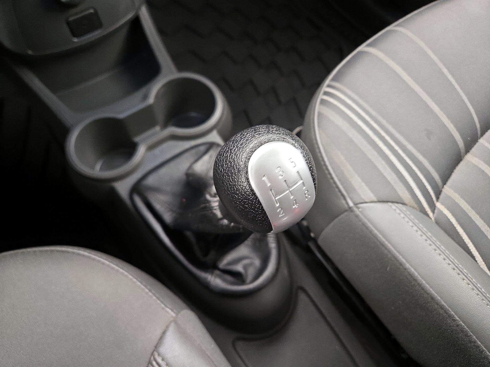 Thumbnail: 2015 Chevrolet Spark - 16