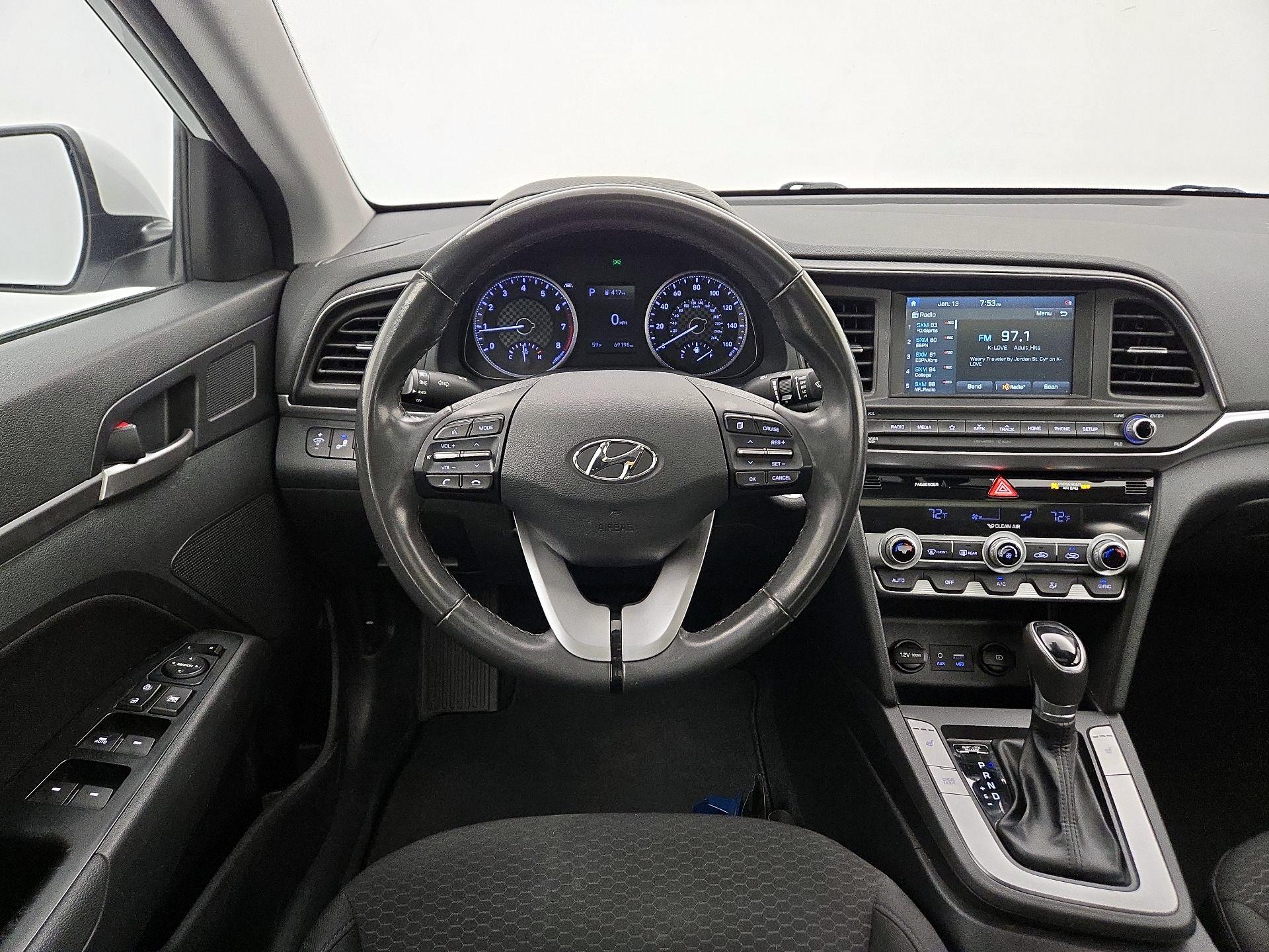 Thumbnail: 2020 Hyundai Elantra - 10