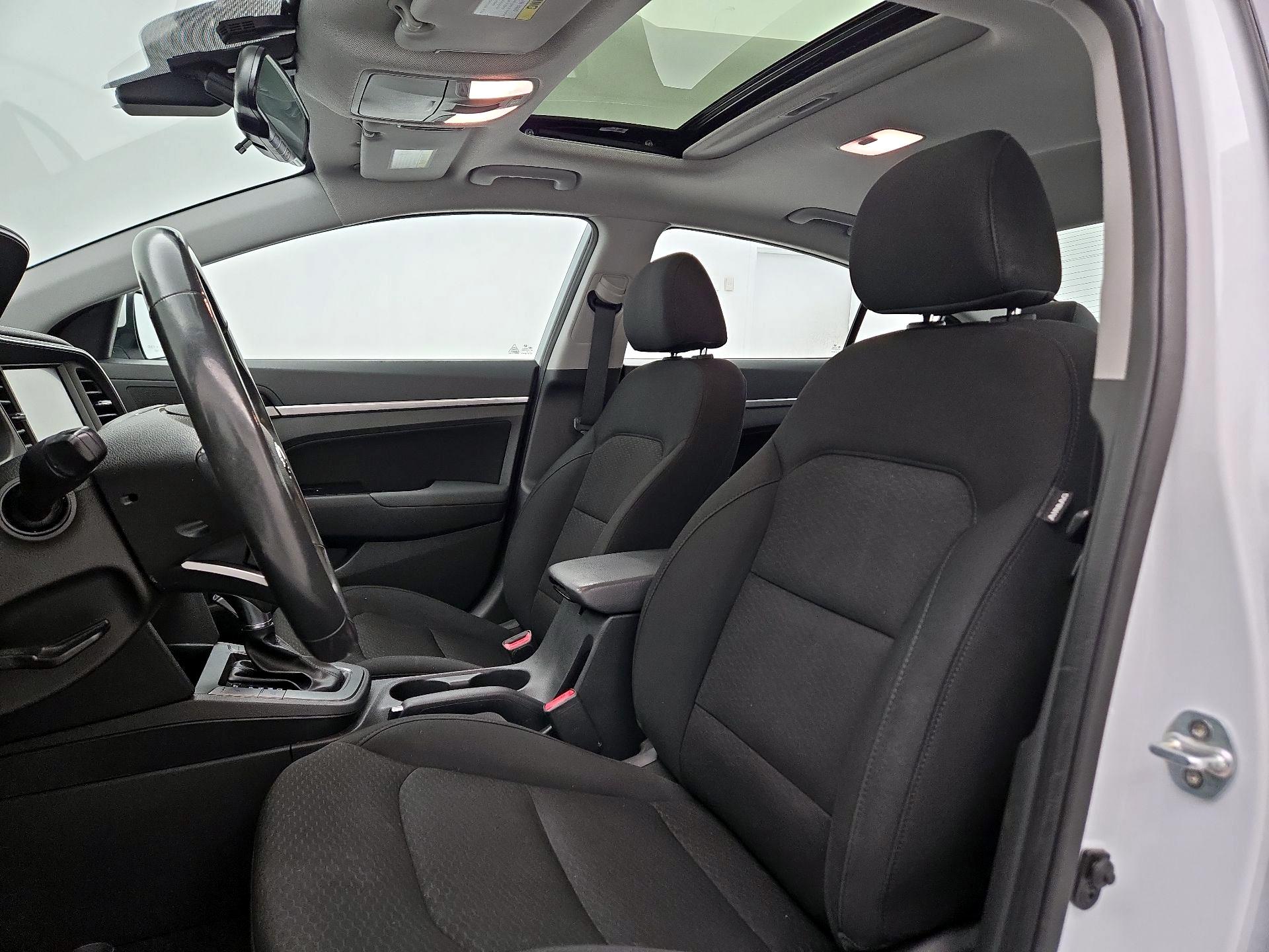 Thumbnail: 2020 Hyundai Elantra - 11