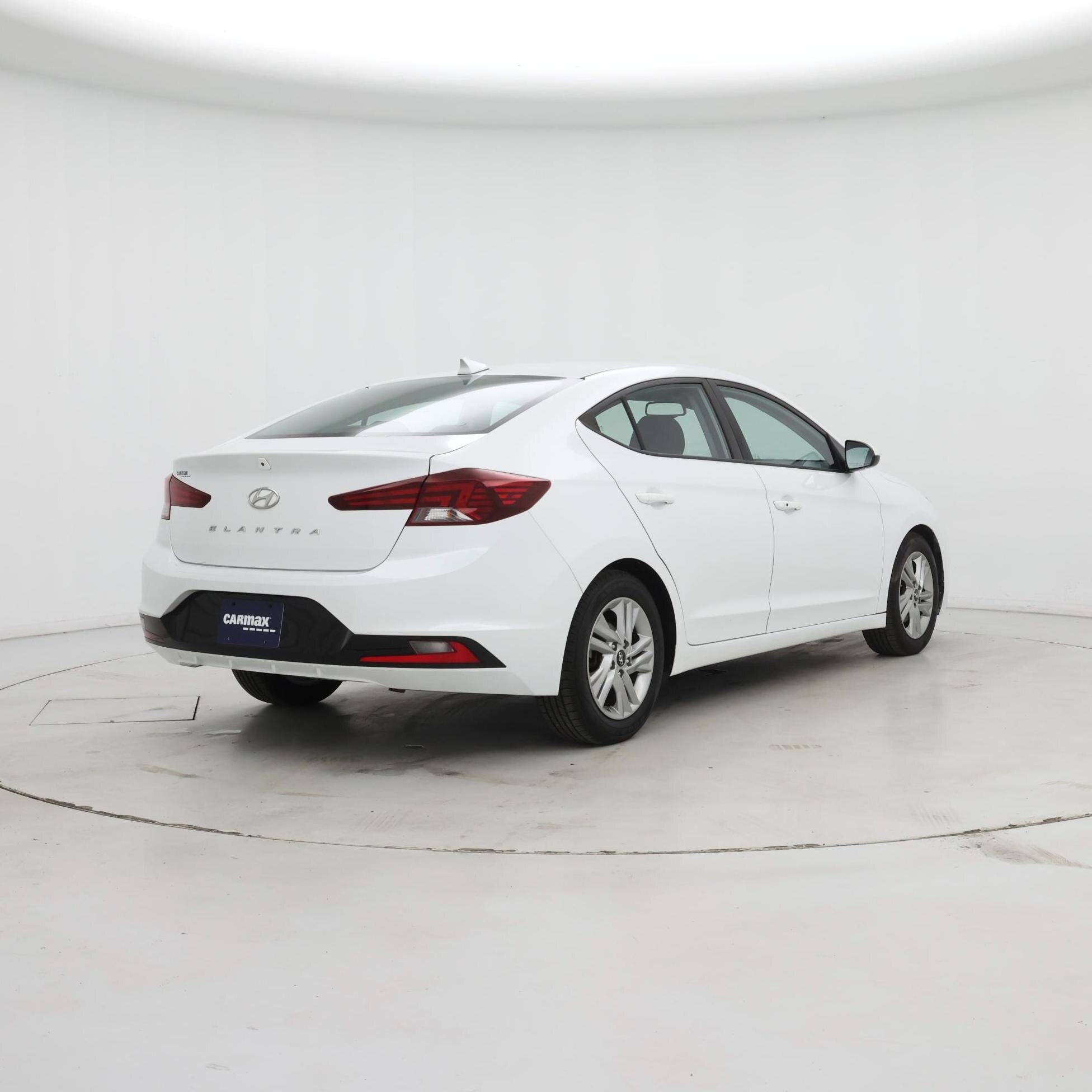 Thumbnail: 2020 Hyundai Elantra - 8