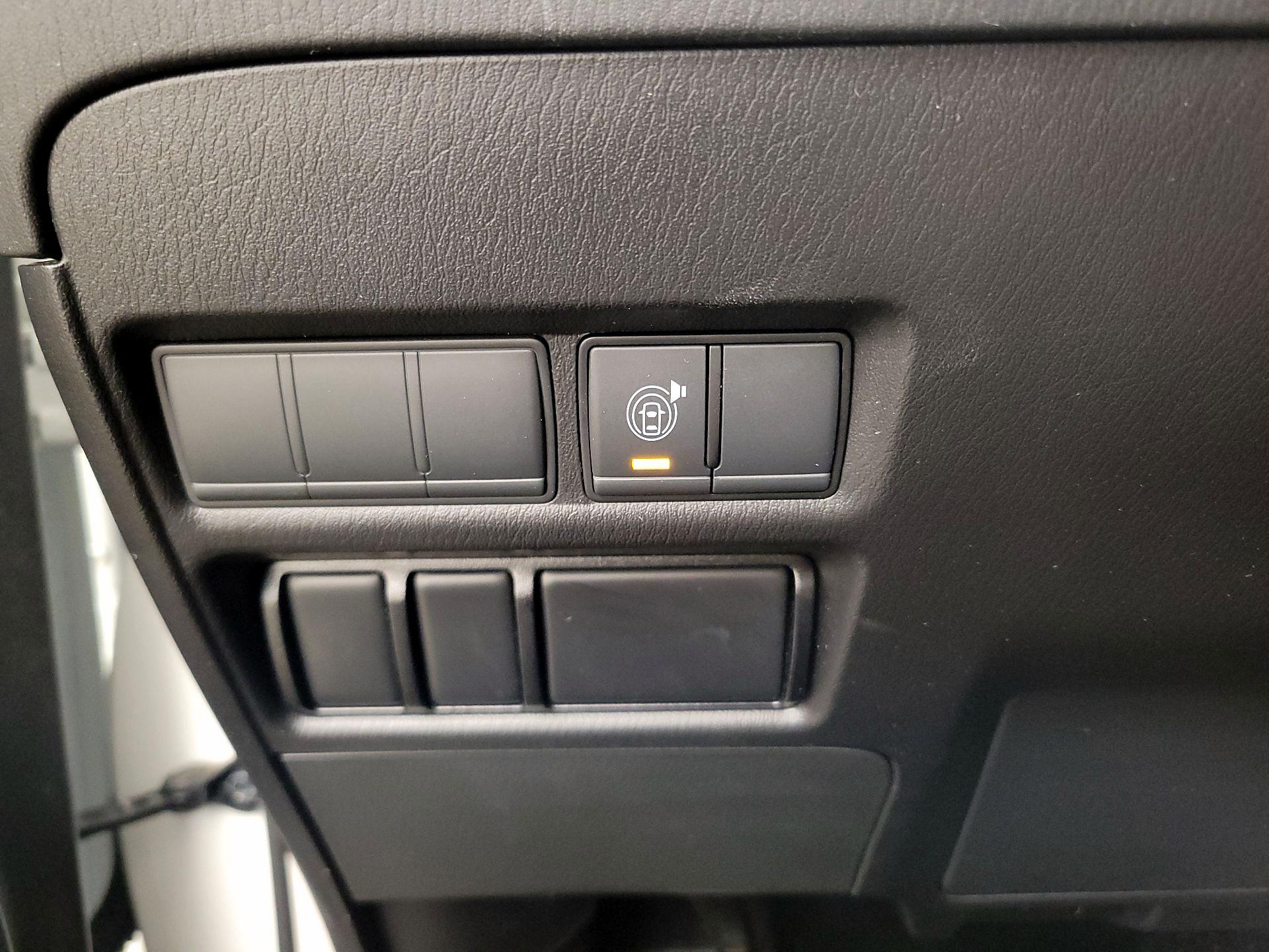 Thumbnail: 2023 Nissan Armada - 13