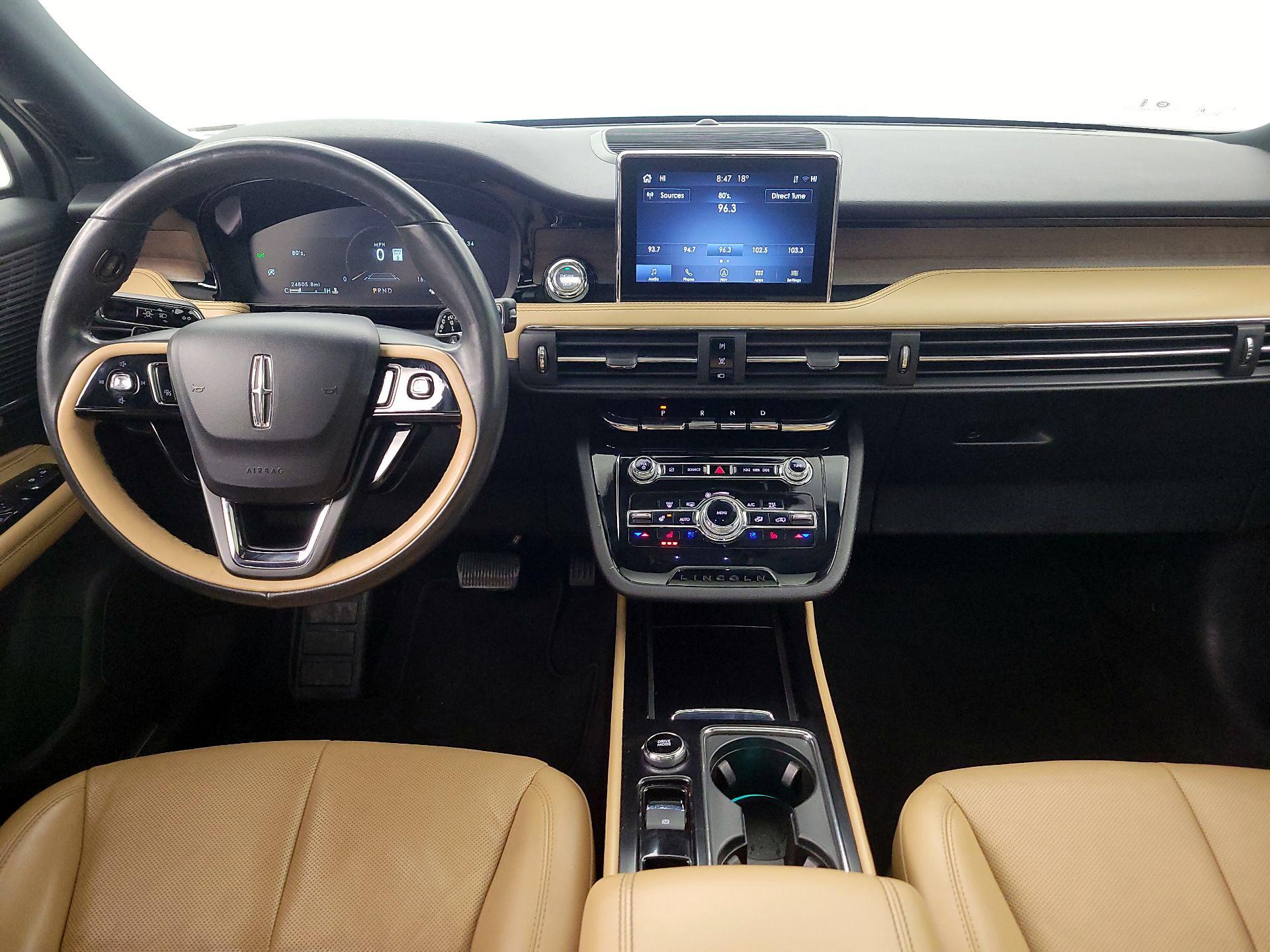 Thumbnail: 2022 Lincoln Corsair - 9