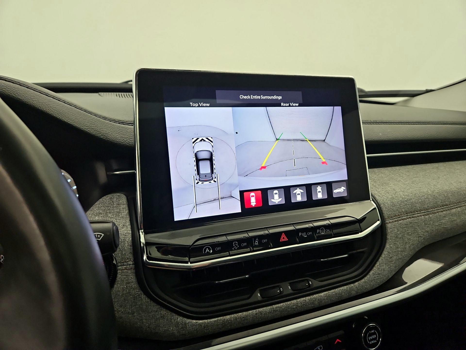 Thumbnail: 2022 Jeep Compass - 14