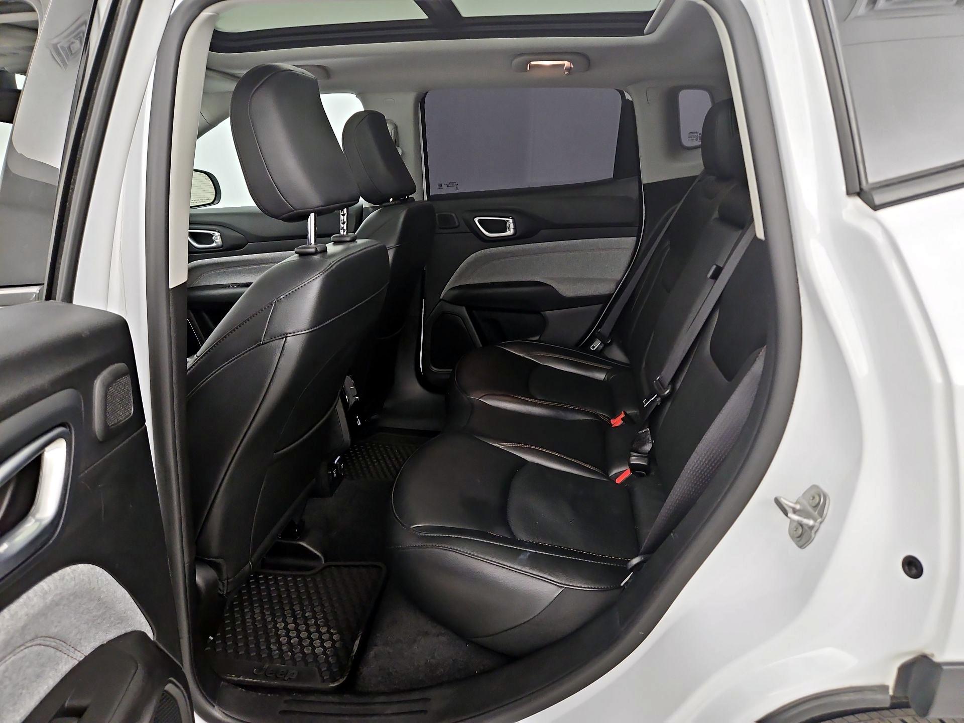 Thumbnail: 2022 Jeep Compass - 20