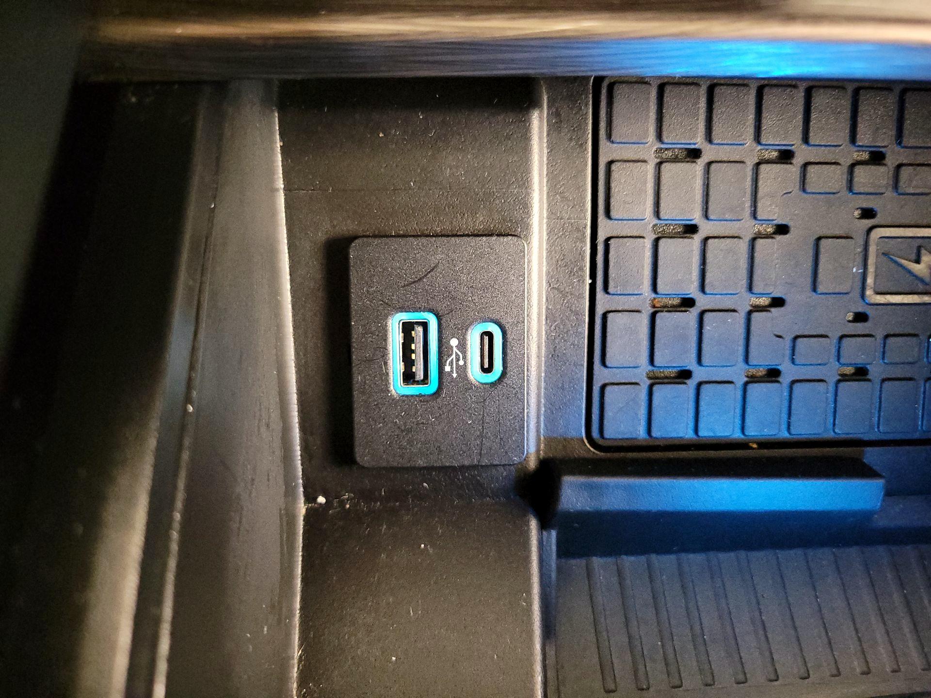 Thumbnail: 2024 Ford Expedition - 19