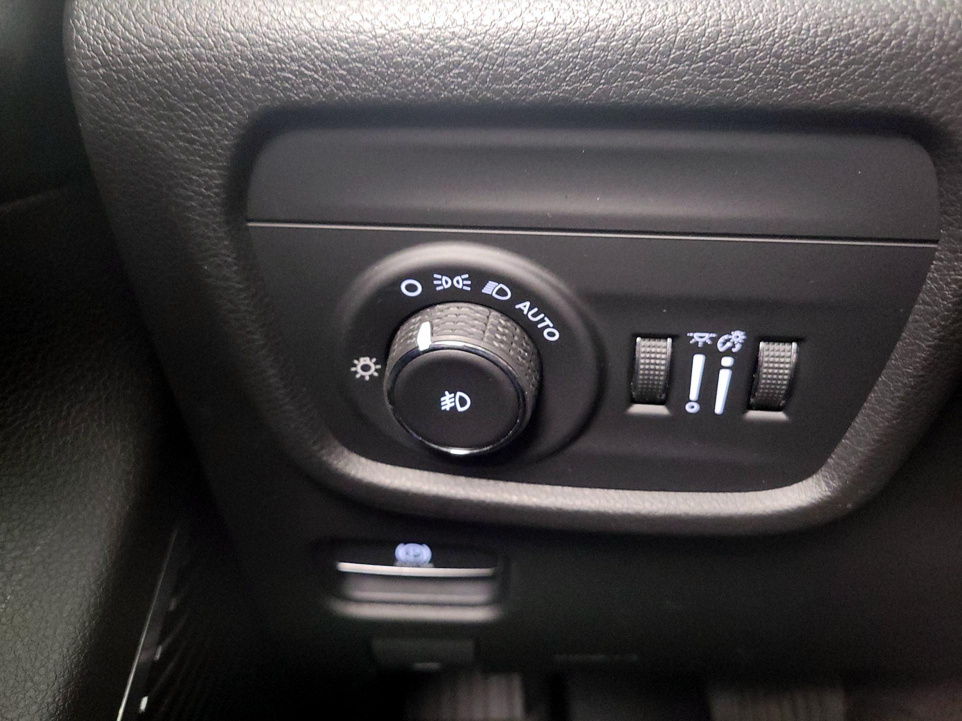 Thumbnail: 2022 Jeep Grand Cherokee L - 13