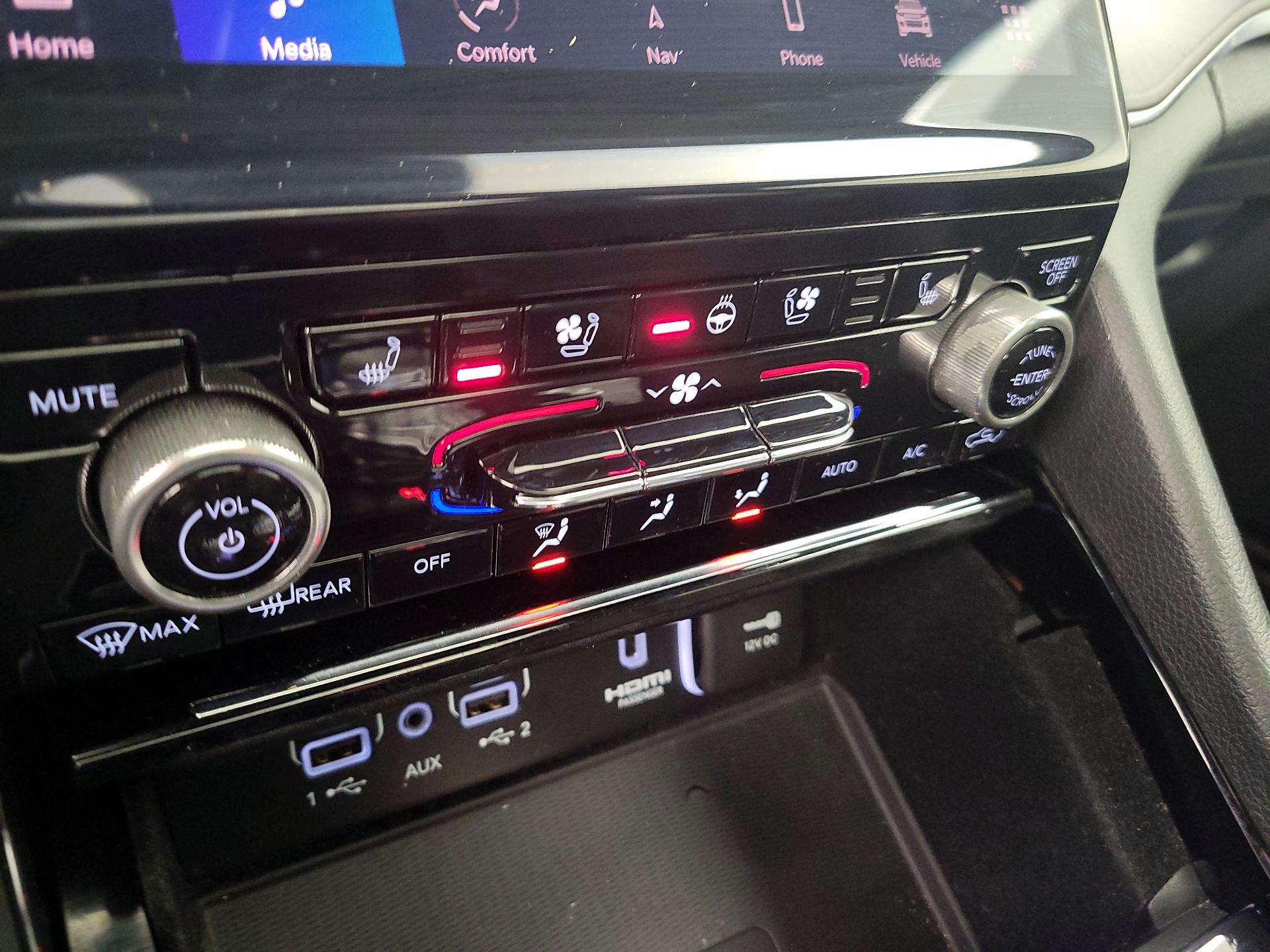 Thumbnail: 2022 Jeep Grand Cherokee L - 17