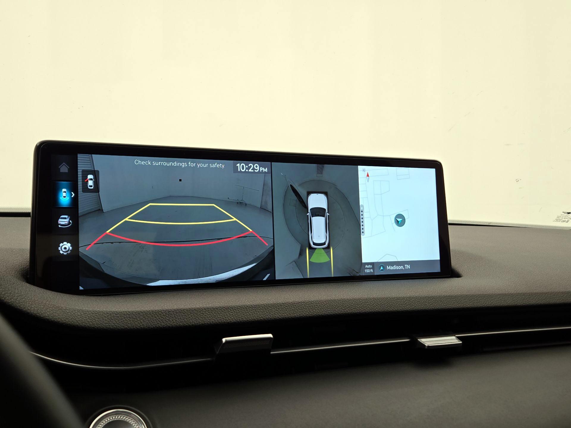 Thumbnail: 2024 Genesis GV70 - 15