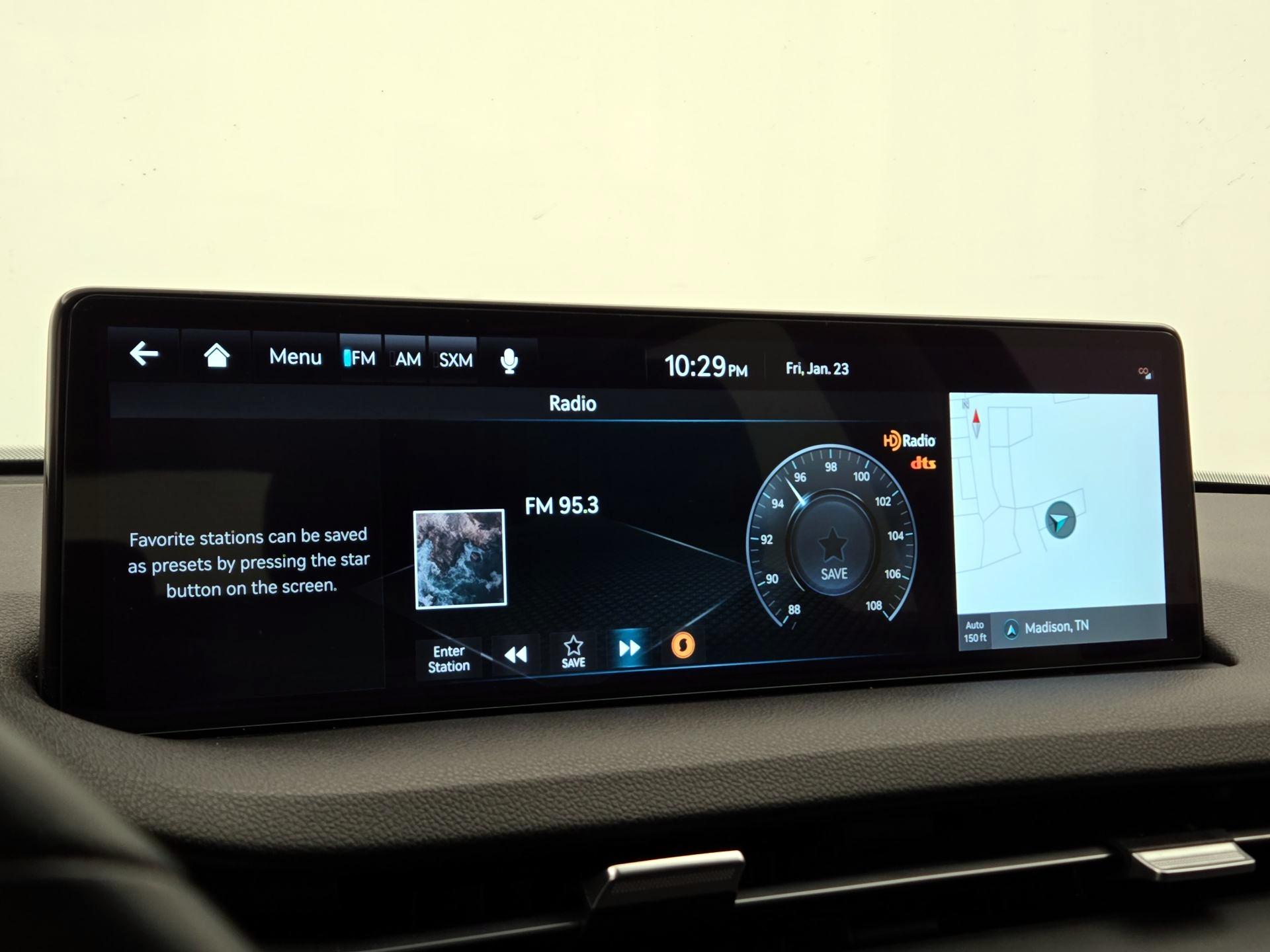 Thumbnail: 2024 Genesis GV70 - 16