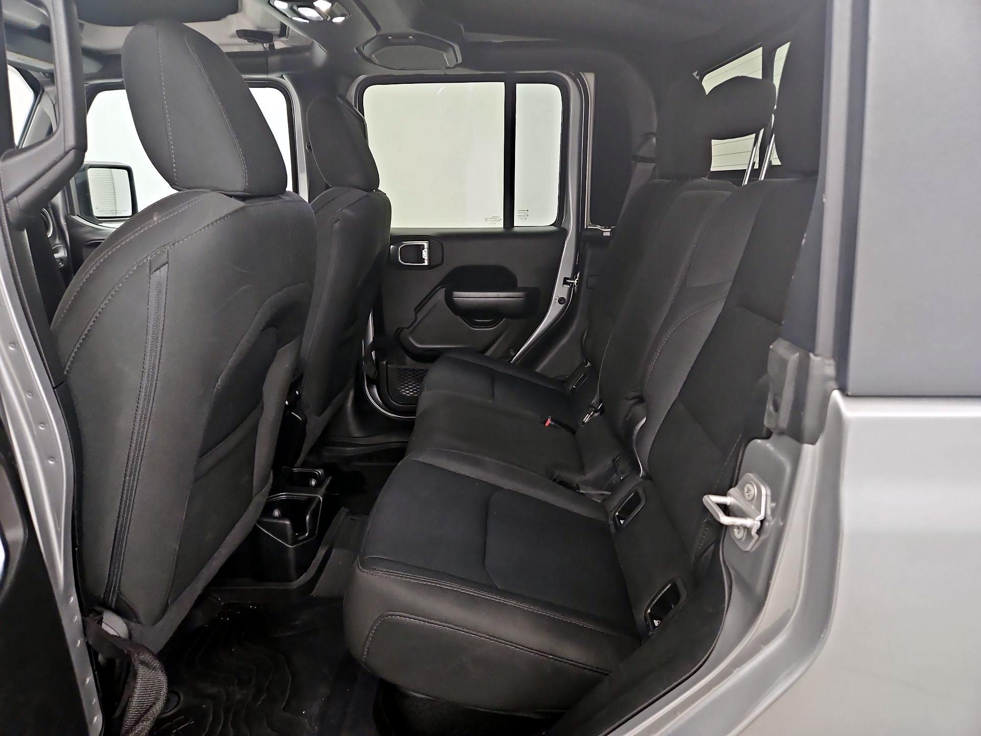 Thumbnail: 2021 Jeep Gladiator - 20