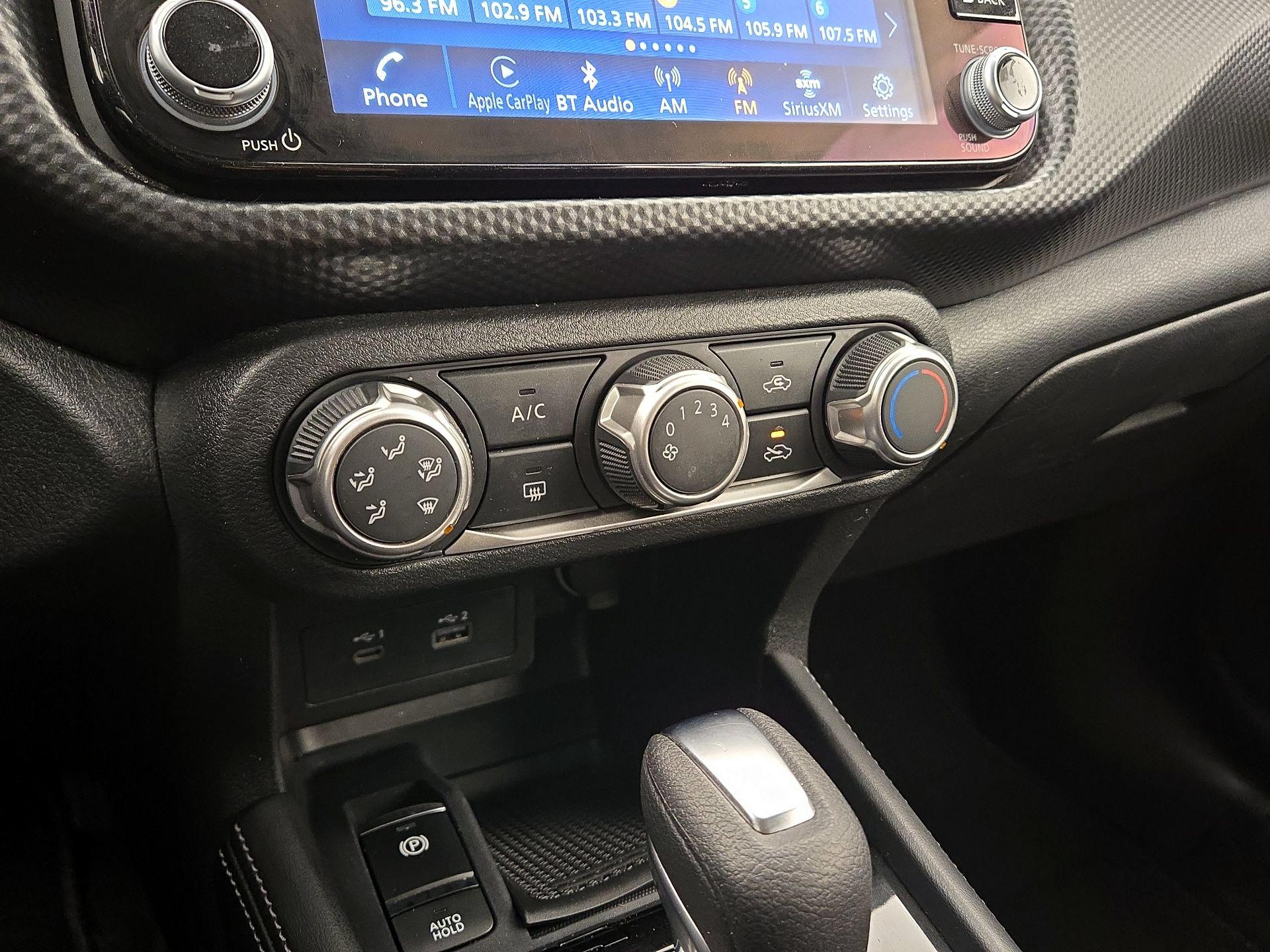 Thumbnail: 2023 Nissan Kicks - 15