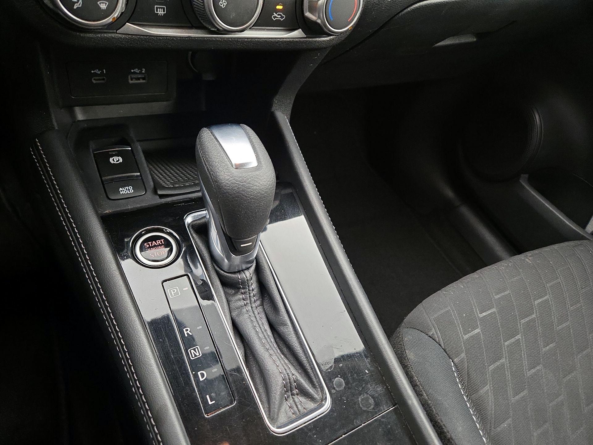 Thumbnail: 2023 Nissan Kicks - 16