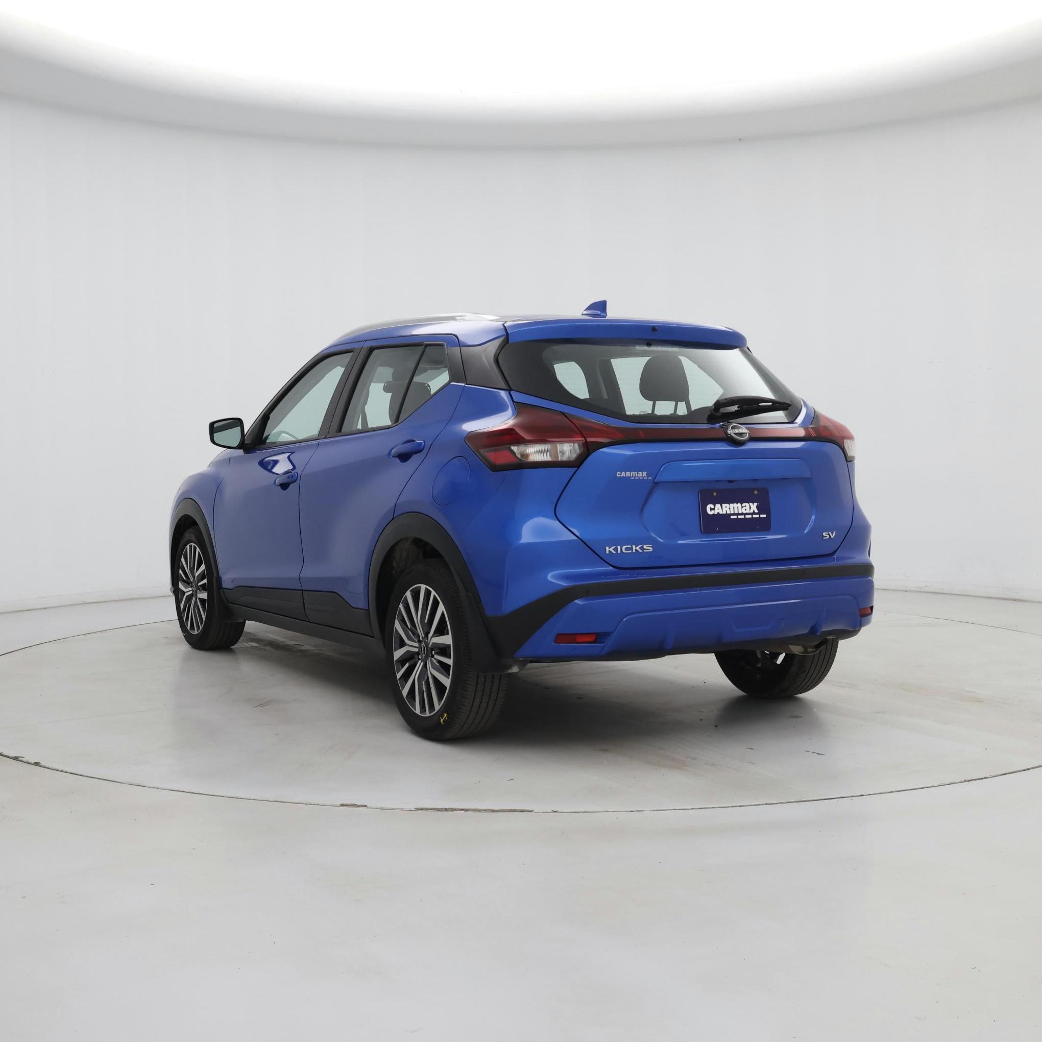 Thumbnail: 2023 Nissan Kicks - 2