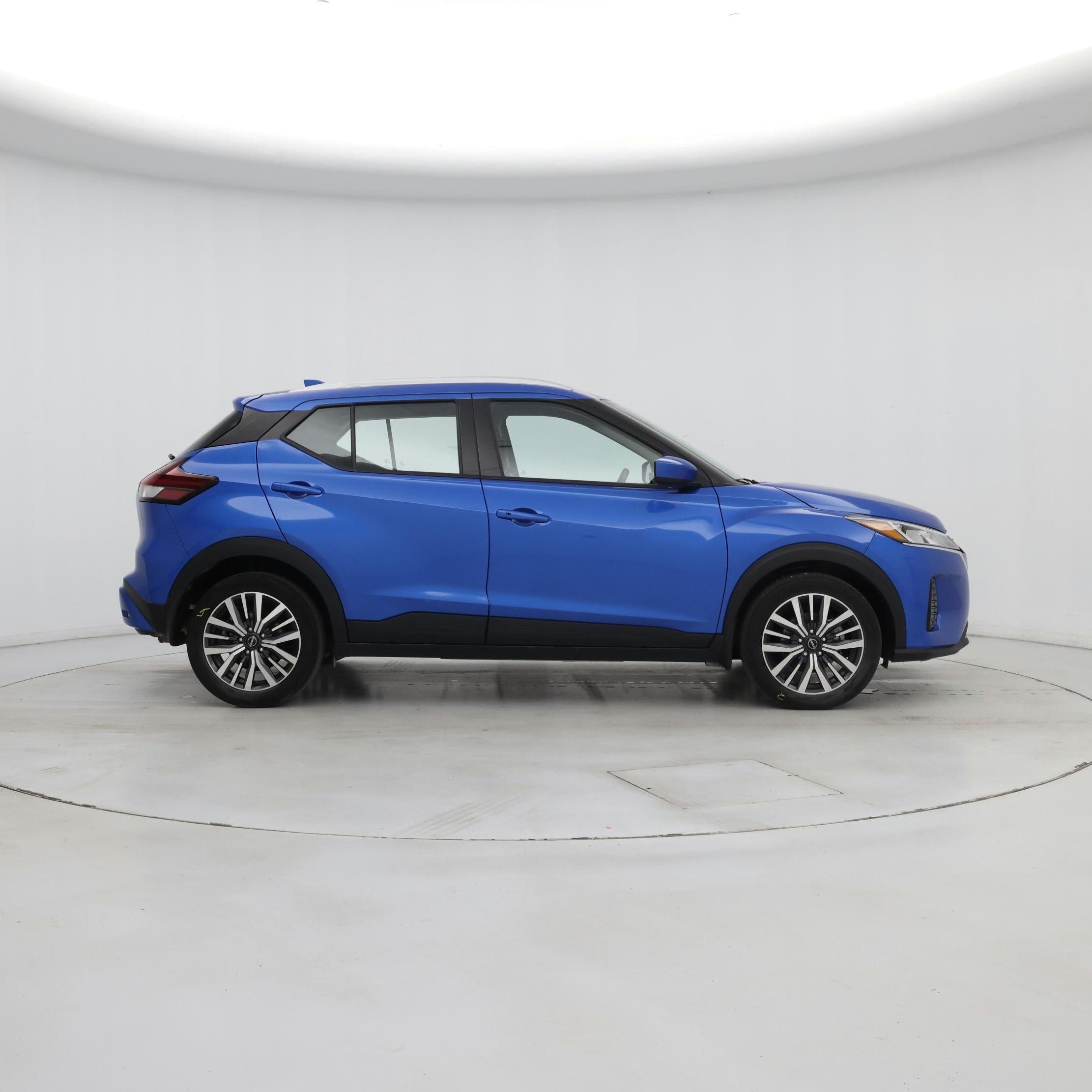 Thumbnail: 2023 Nissan Kicks - 7