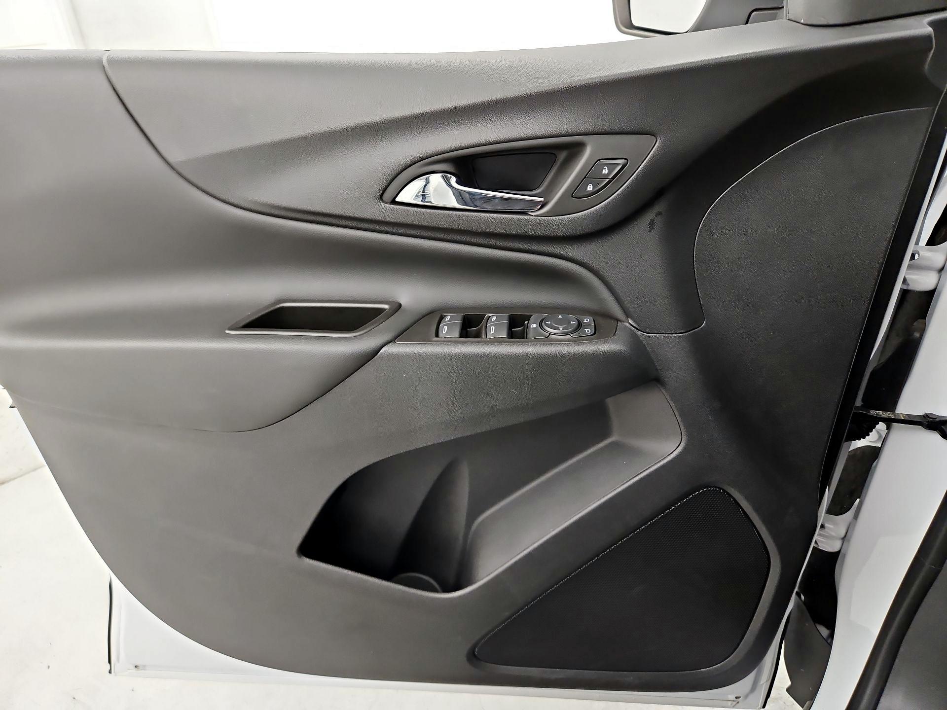 Thumbnail: 2023 Chevrolet Equinox - 12