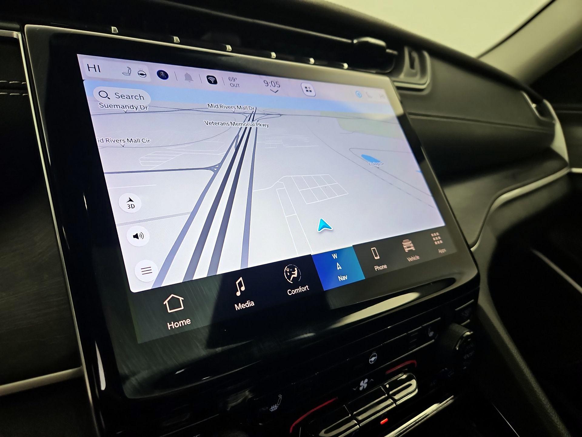 Thumbnail: 2022 Jeep Grand Cherokee - 14