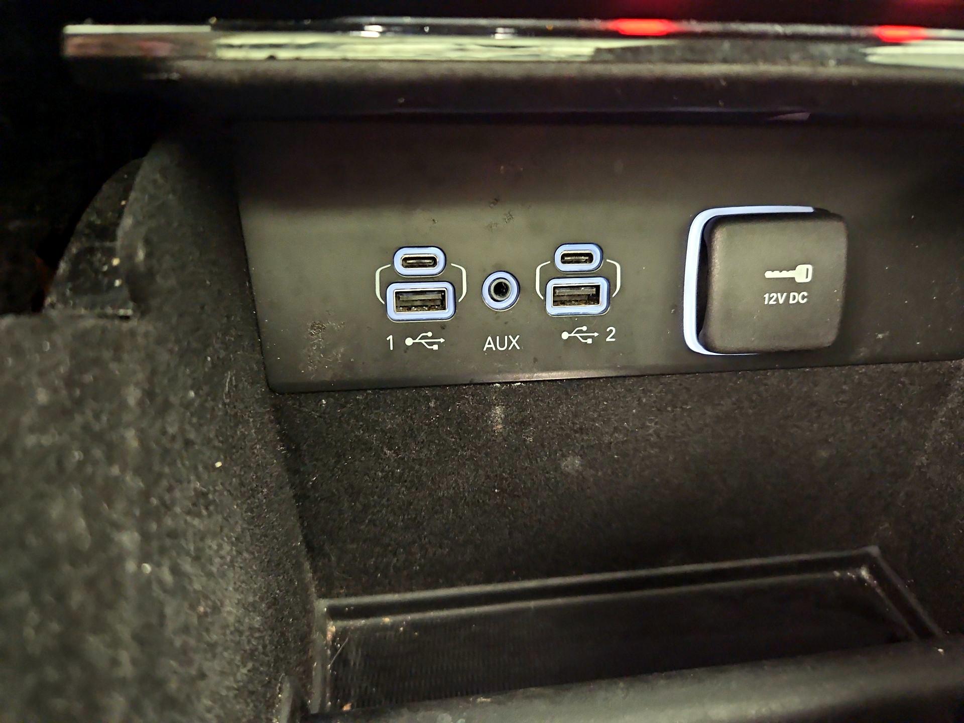 Thumbnail: 2022 Jeep Grand Cherokee - 19