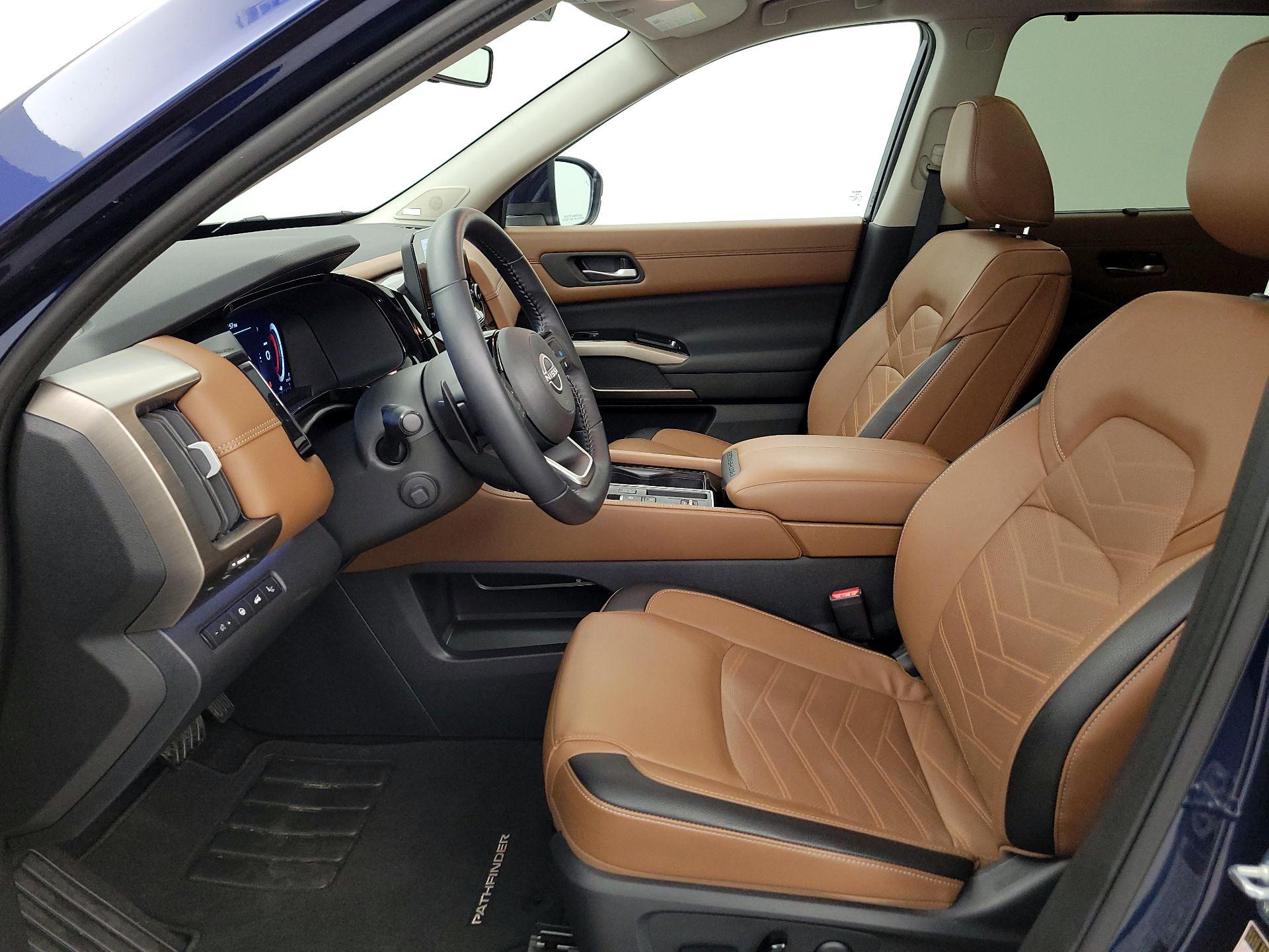 Thumbnail: 2024 Nissan Pathfinder - 11