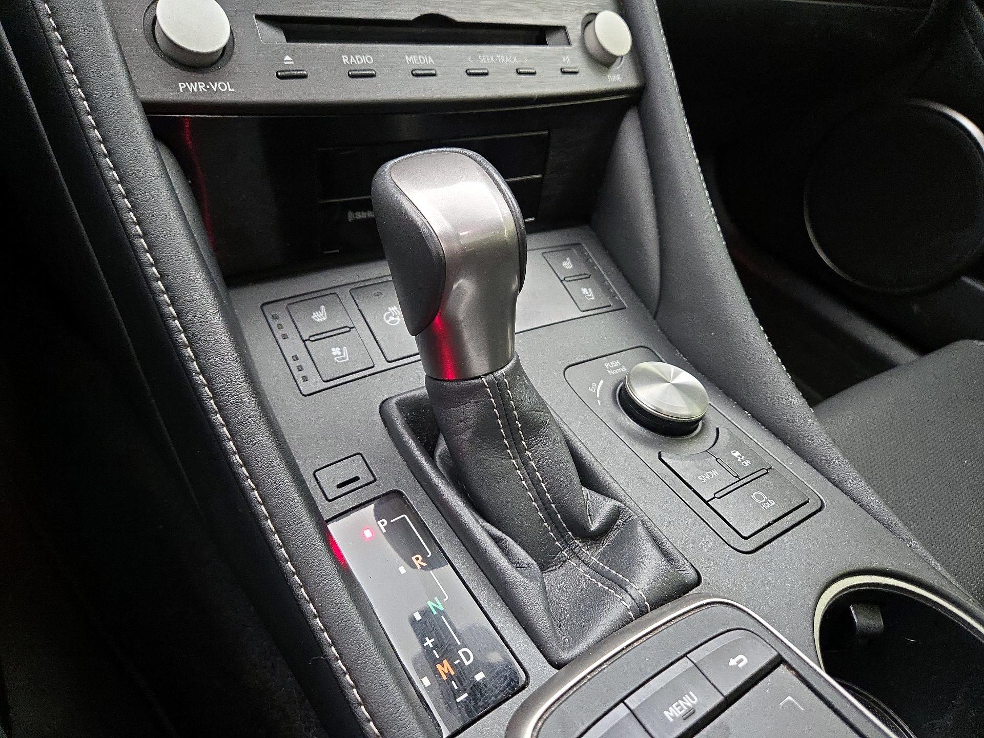 Thumbnail: 2022 Lexus RC - 17