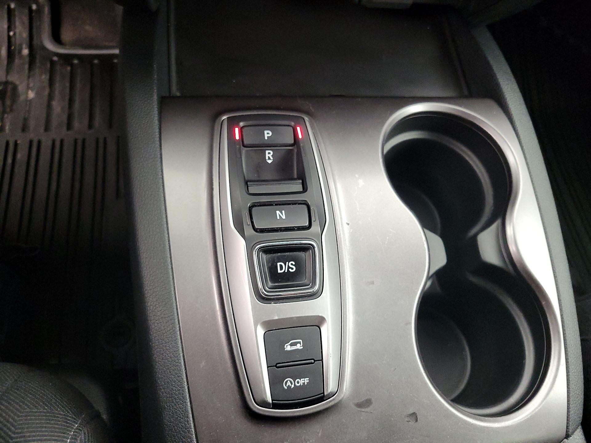 Thumbnail: 2022 Honda Pilot - 17