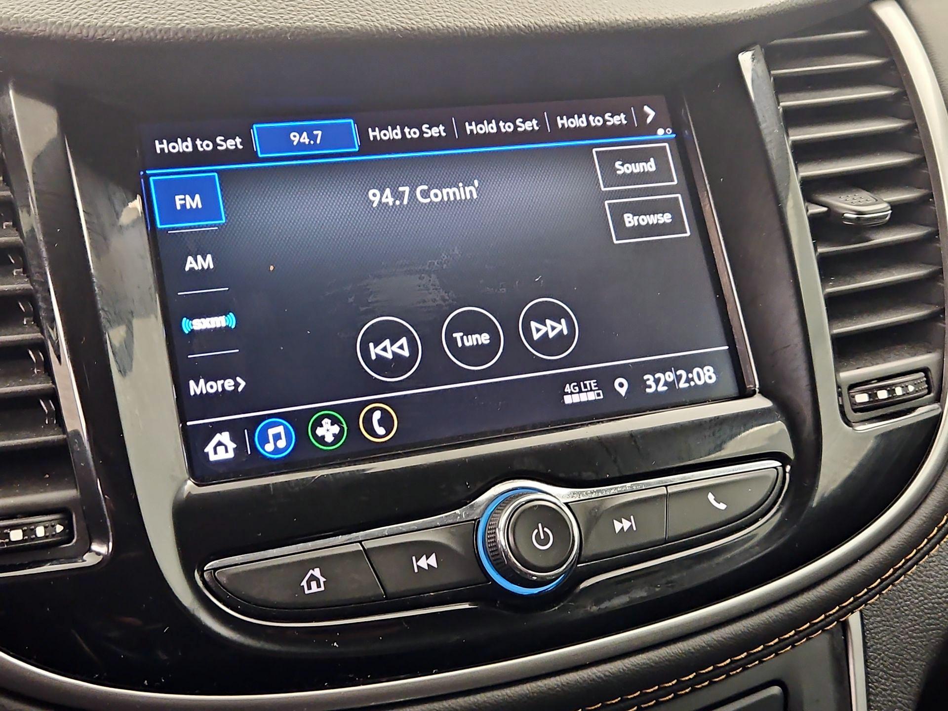 Thumbnail: 2022 Chevrolet Trax - 15