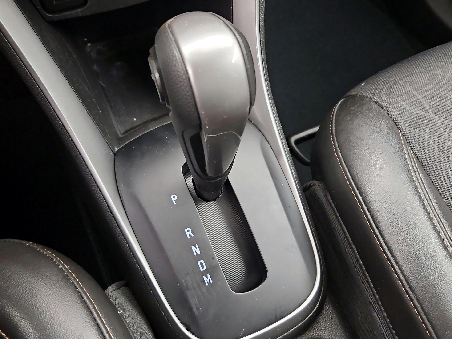 Thumbnail: 2022 Chevrolet Trax - 17