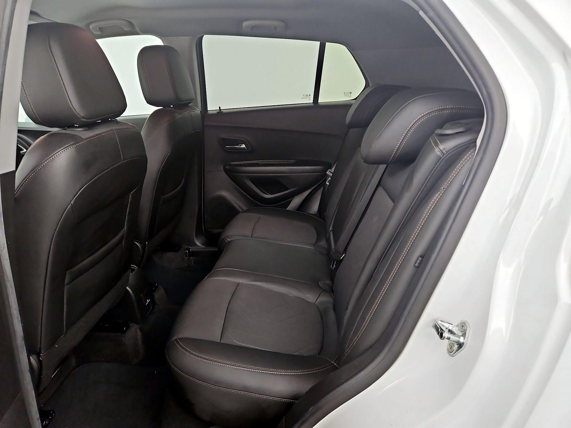 Thumbnail: 2022 Chevrolet Trax - 19