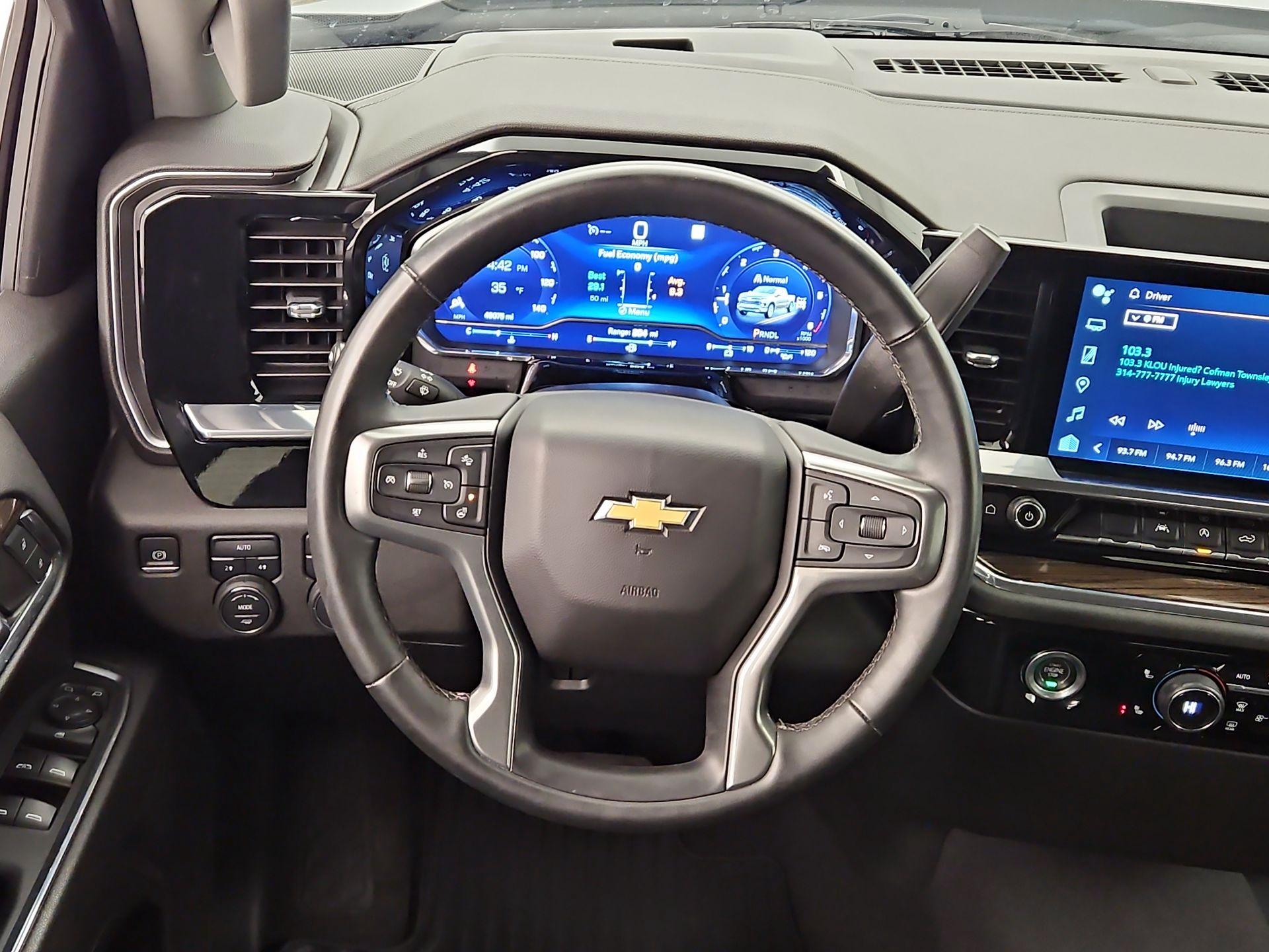 Thumbnail: 2023 Chevrolet Silverado 1500 - 10