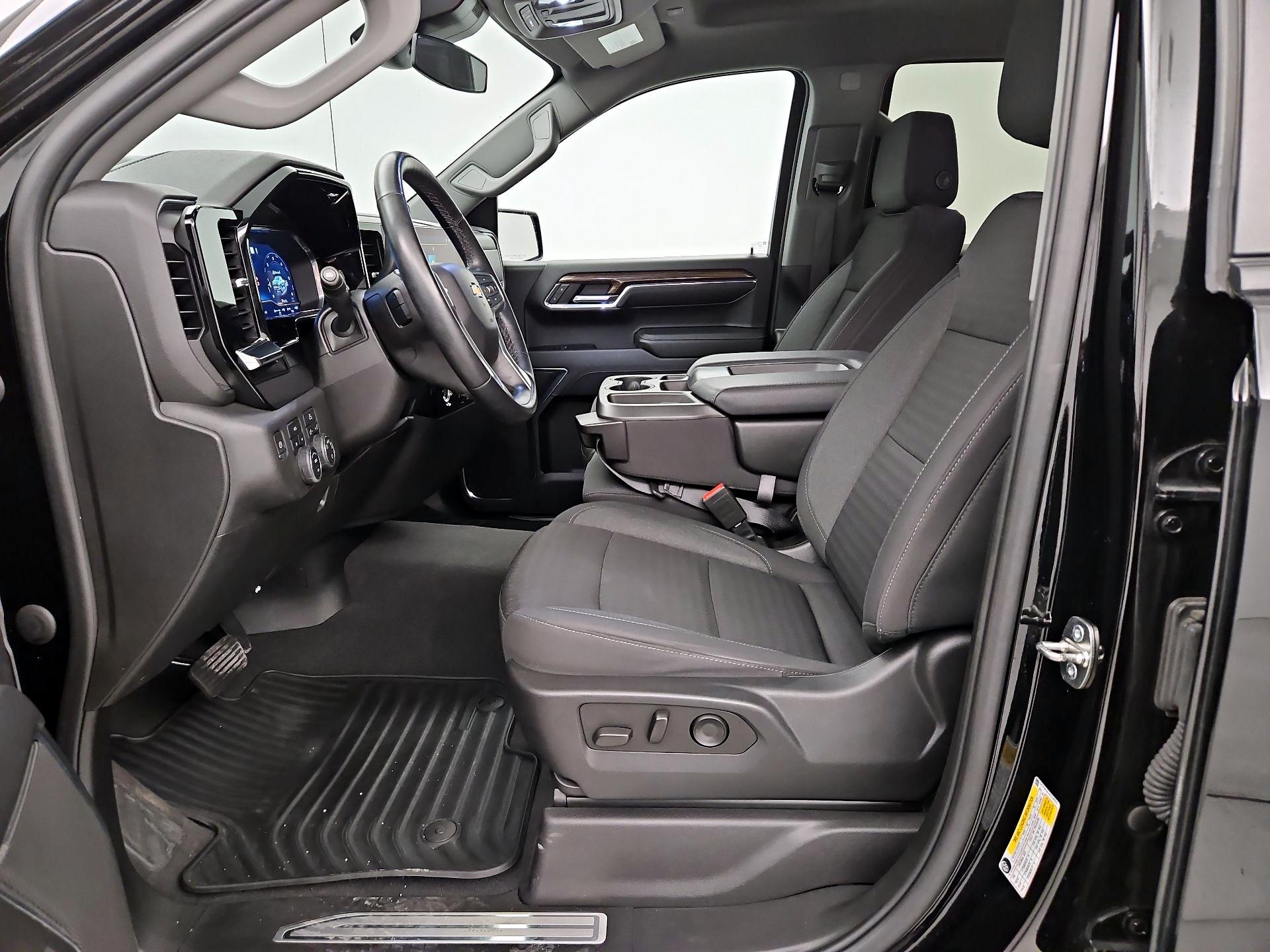 Thumbnail: 2023 Chevrolet Silverado 1500 - 11