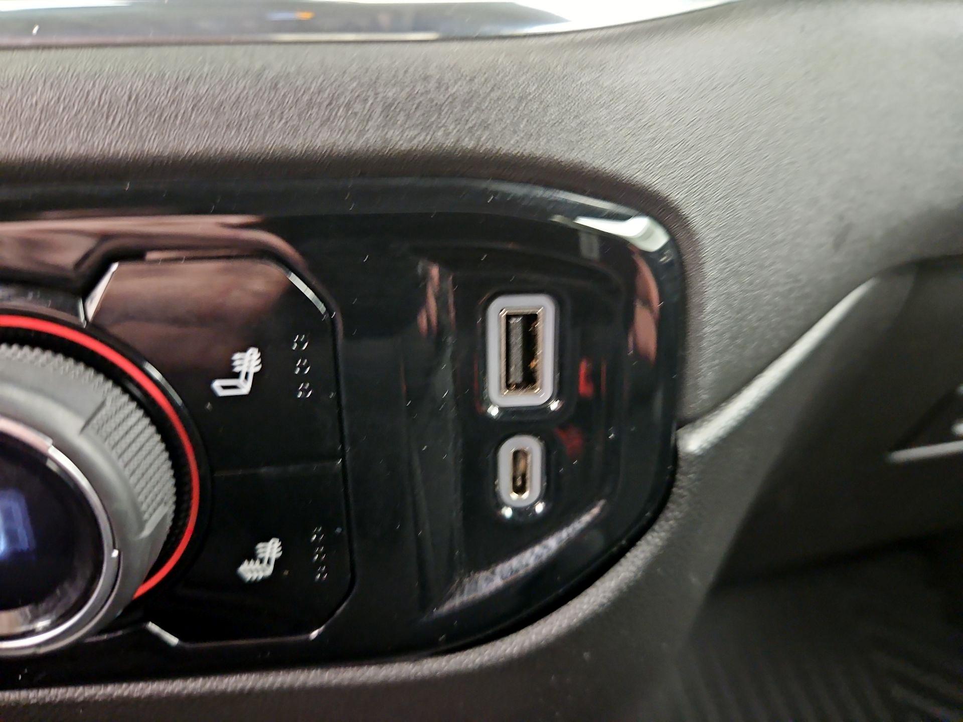 Thumbnail: 2023 Chevrolet Silverado 1500 - 18