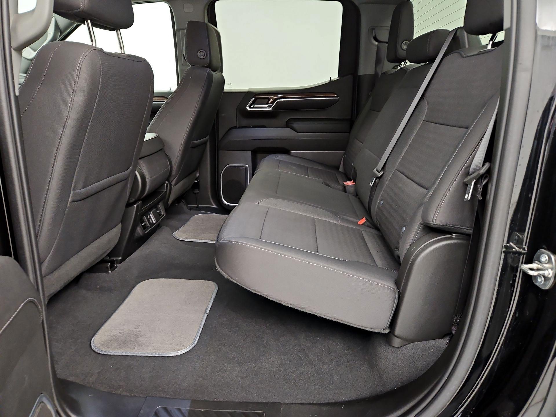 Thumbnail: 2023 Chevrolet Silverado 1500 - 19