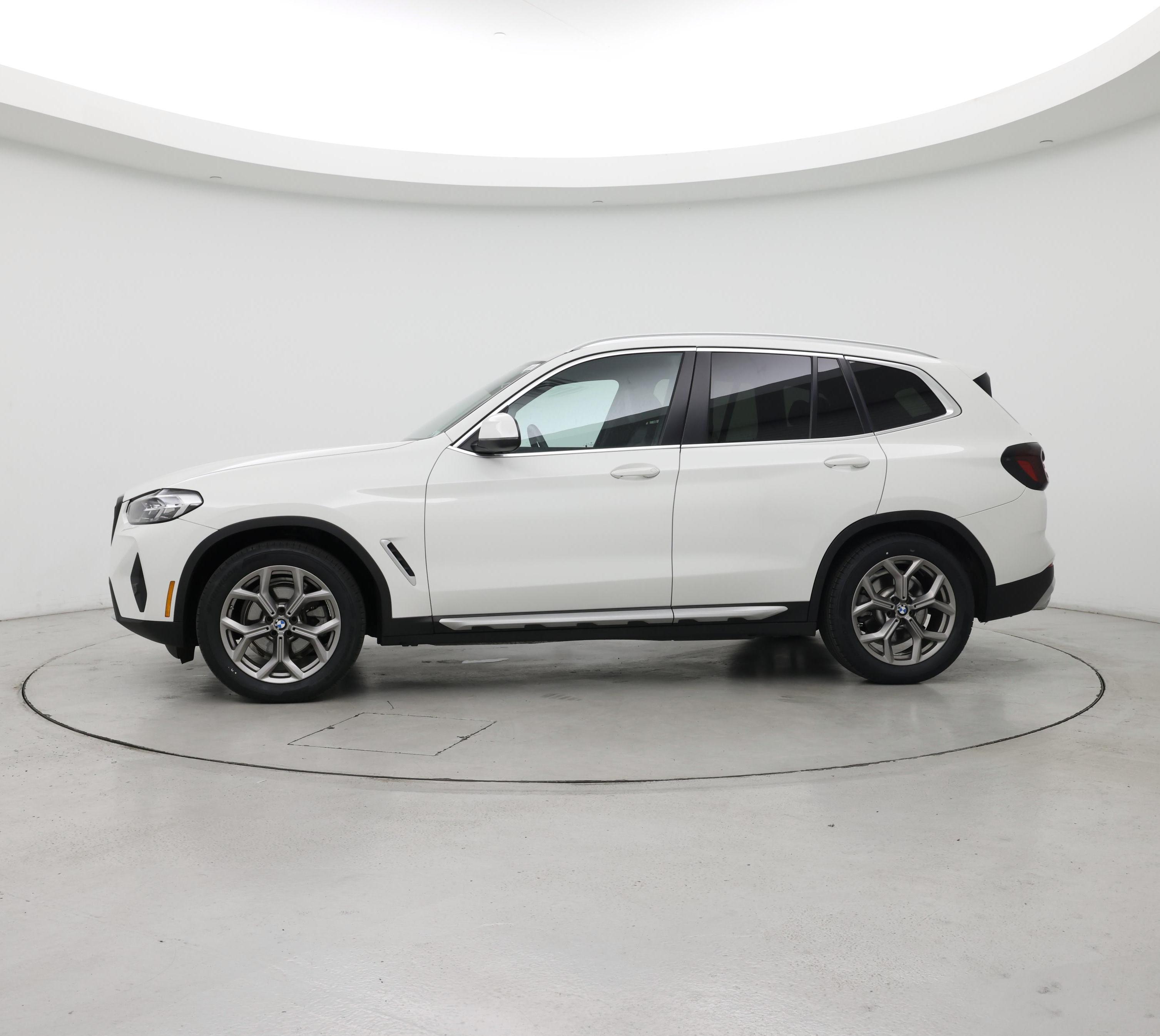 Thumbnail: 2022 BMW X3 - 3