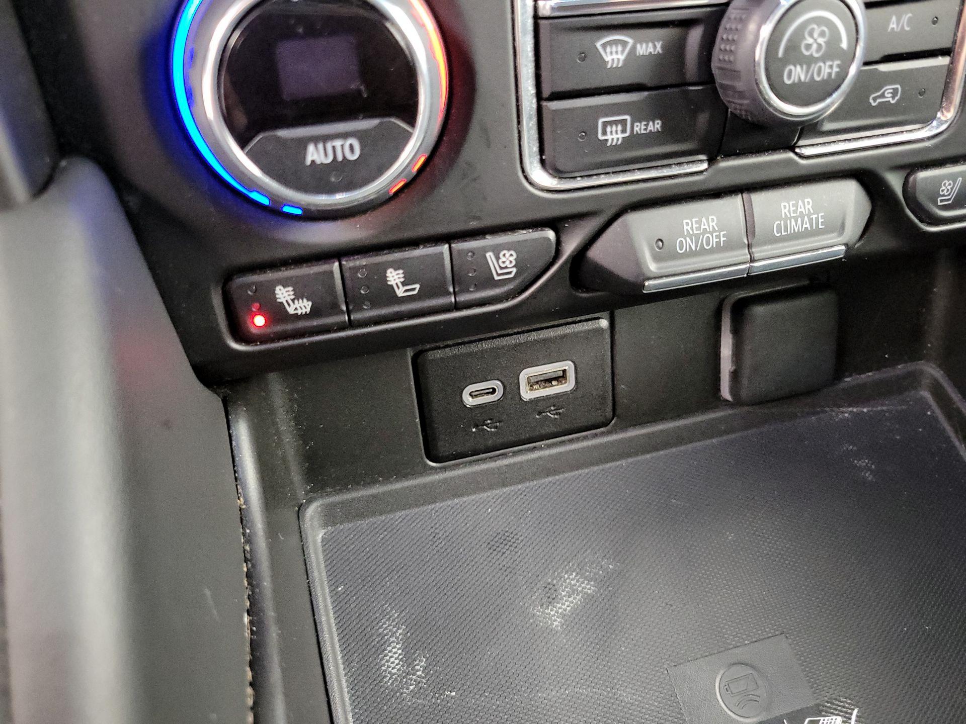 Thumbnail: 2023 Chevrolet Suburban - 19