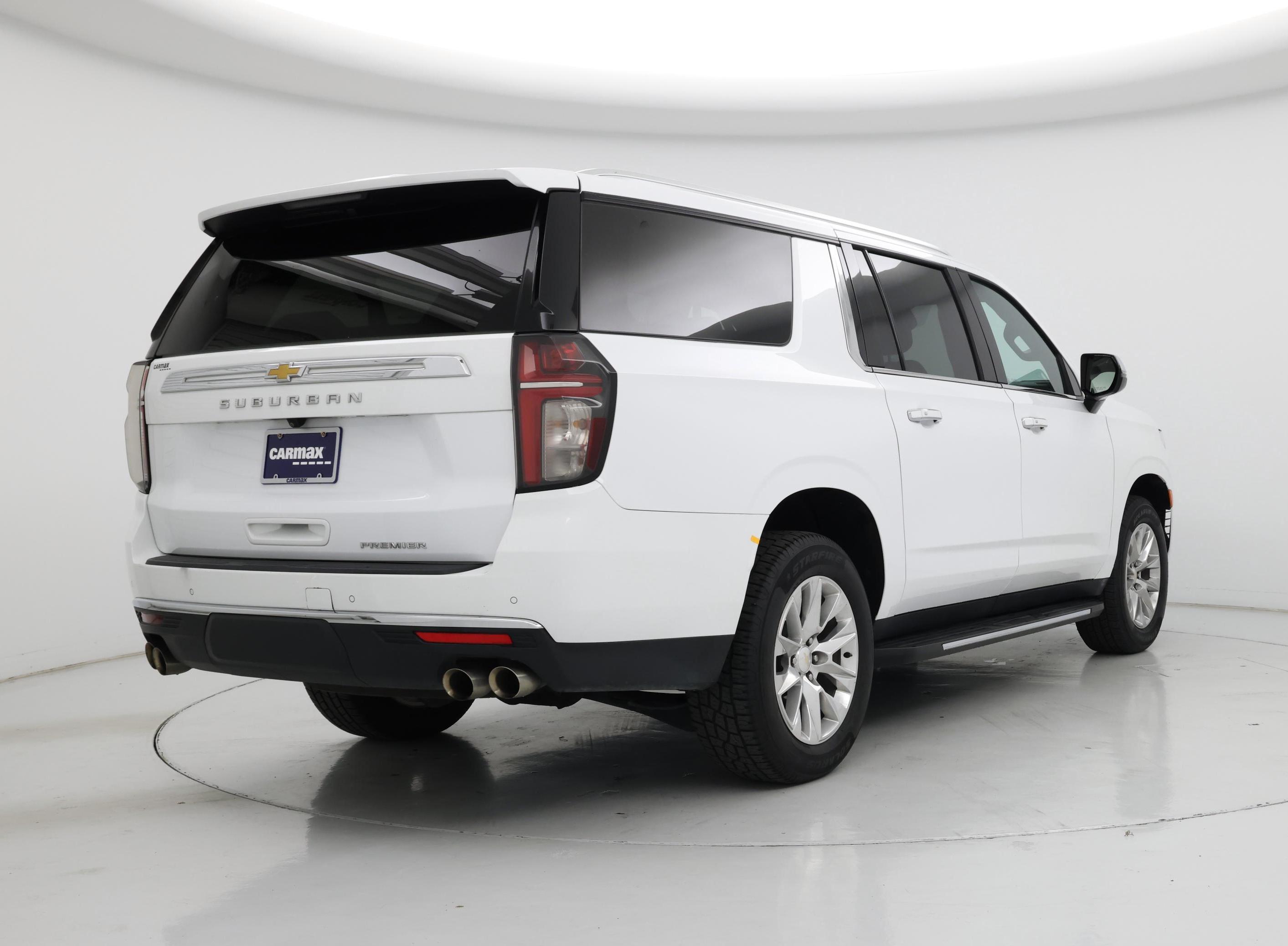 Thumbnail: 2023 Chevrolet Suburban - 8