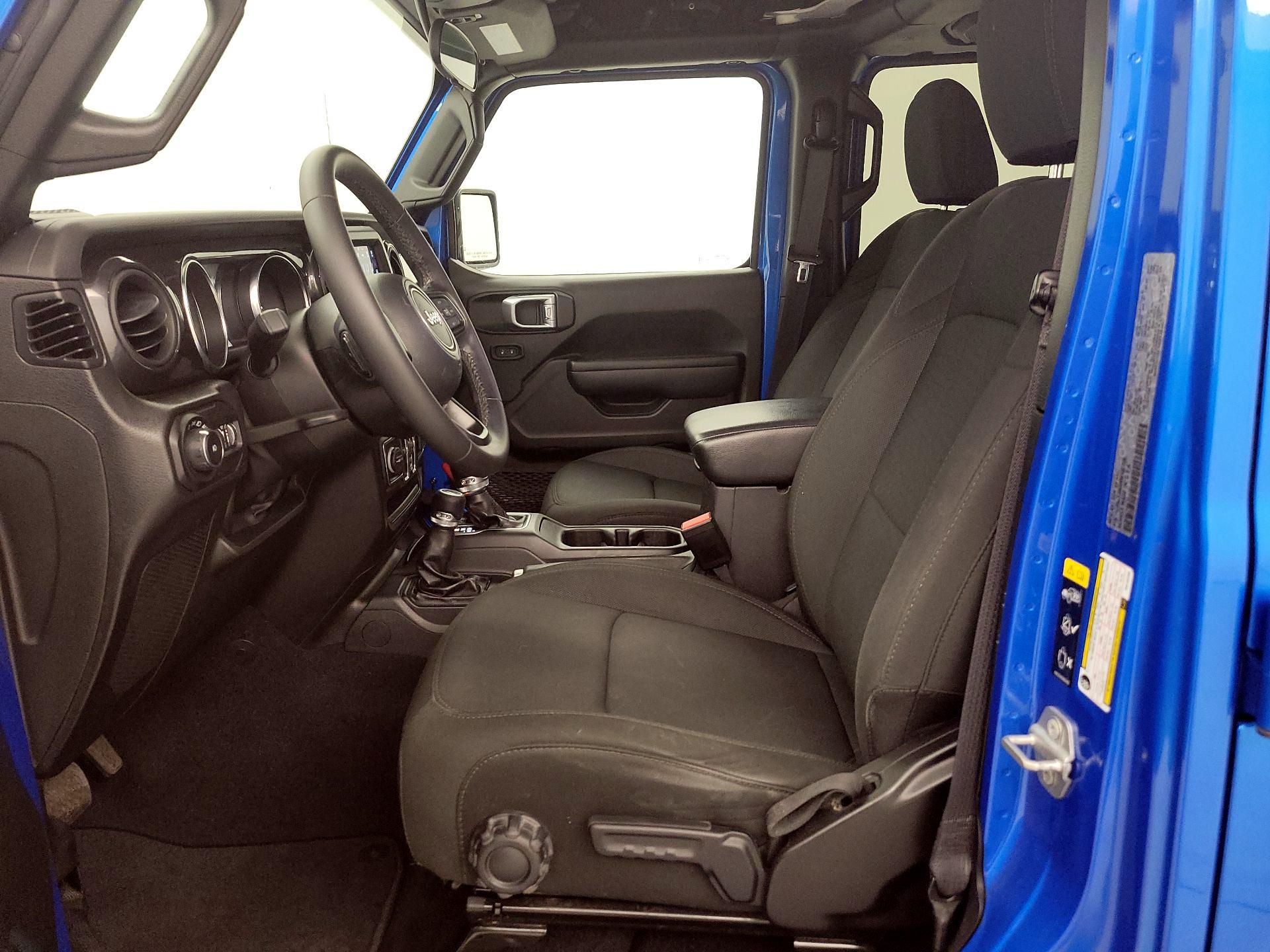 Thumbnail: 2022 Jeep Wrangler - 11