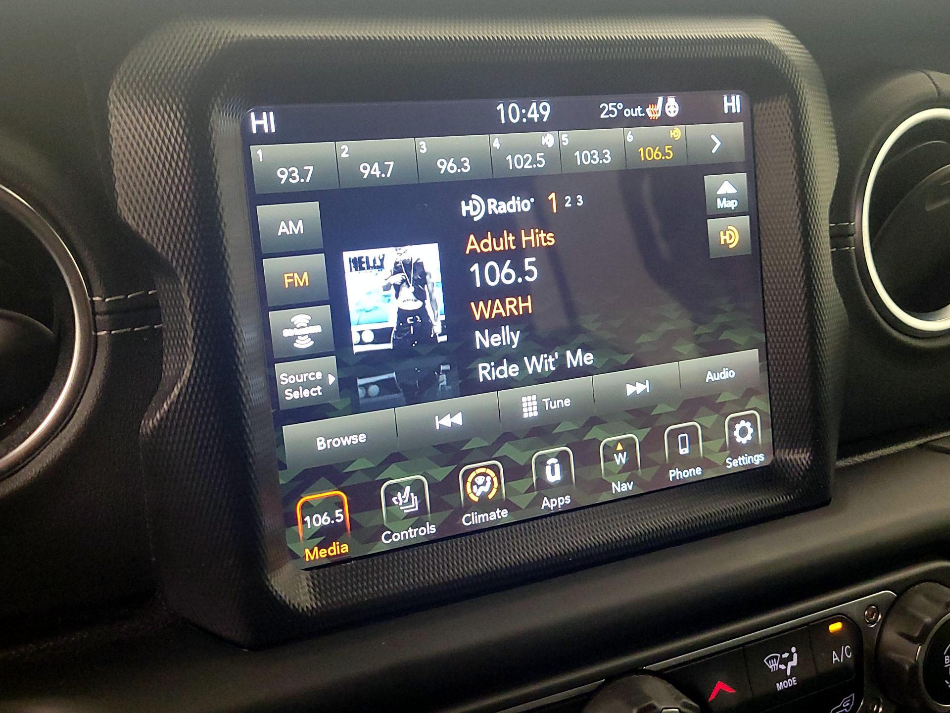 Thumbnail: 2021 Jeep Wrangler - 16