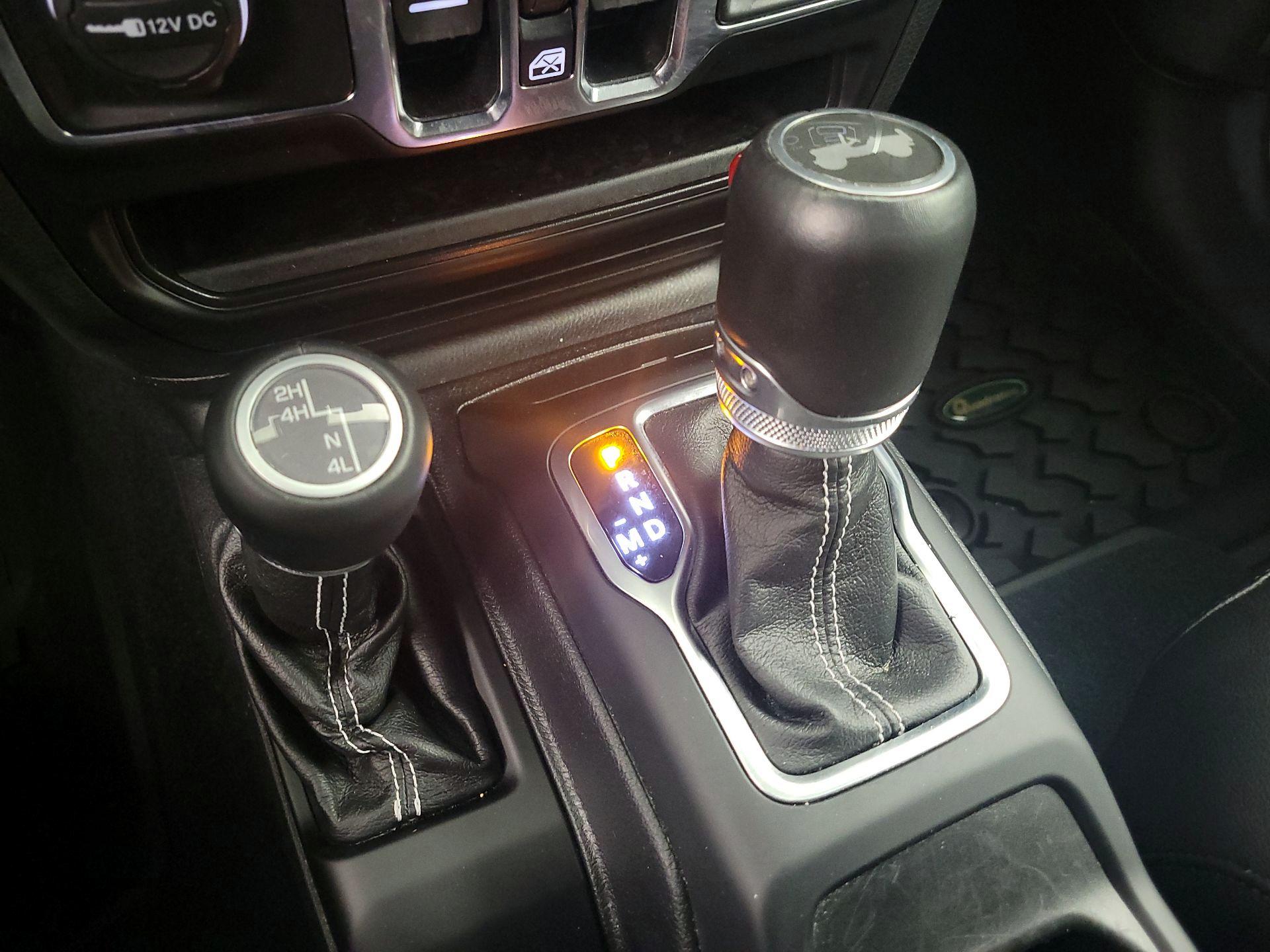 Thumbnail: 2021 Jeep Wrangler - 18