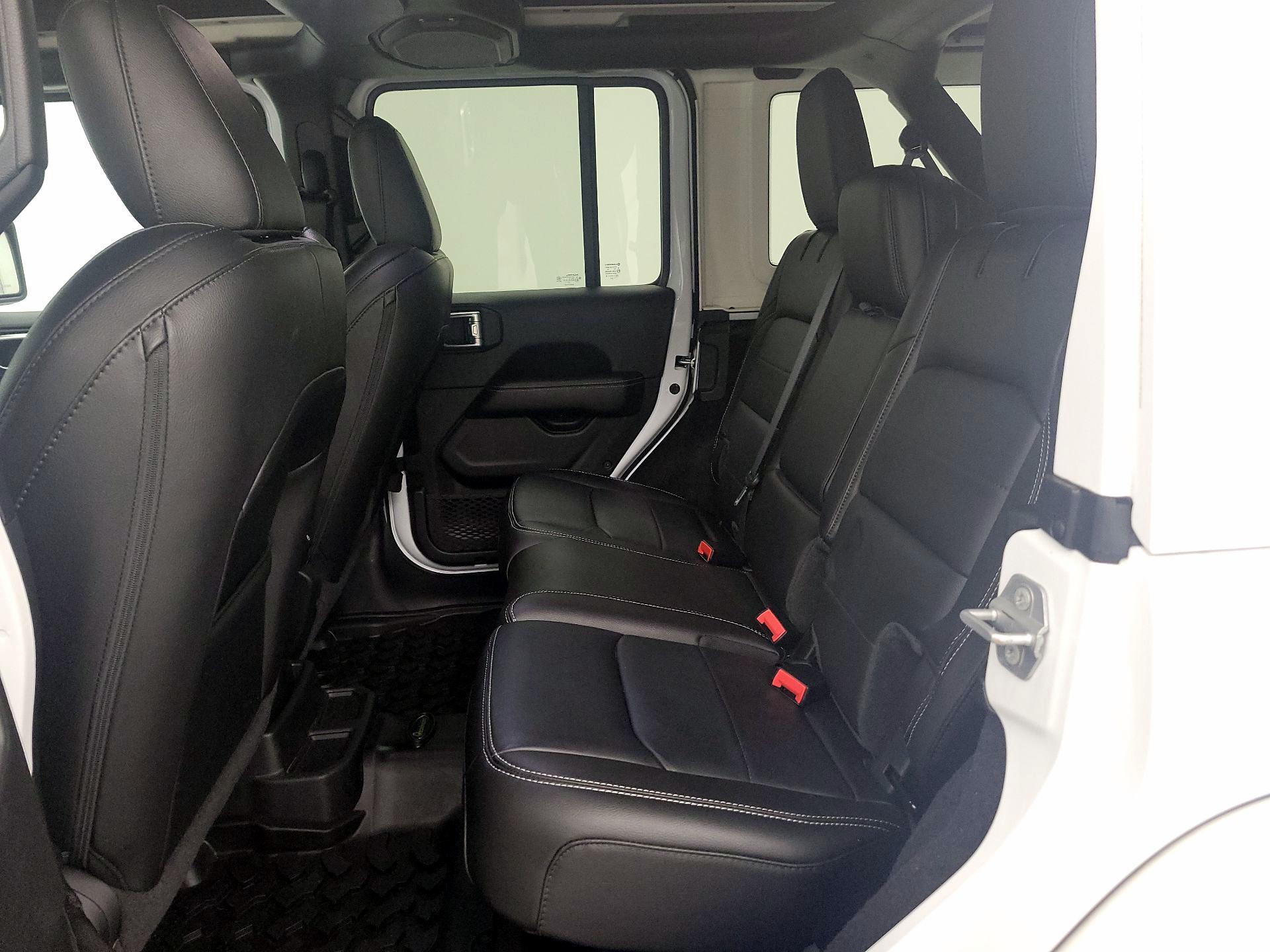 Thumbnail: 2021 Jeep Wrangler - 20