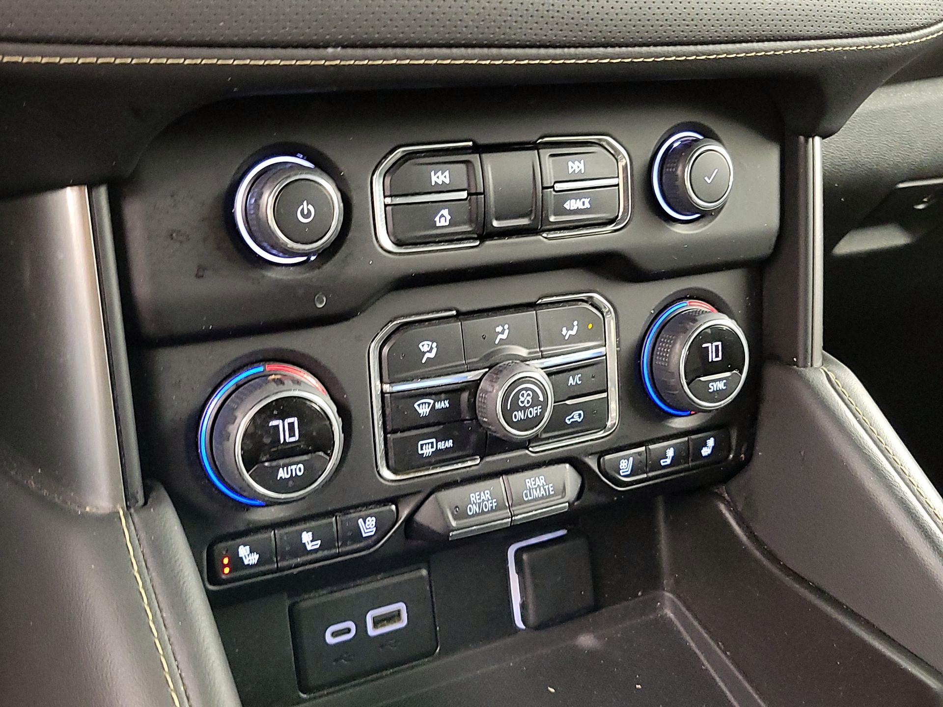 Thumbnail: 2023 Chevrolet Suburban - 16