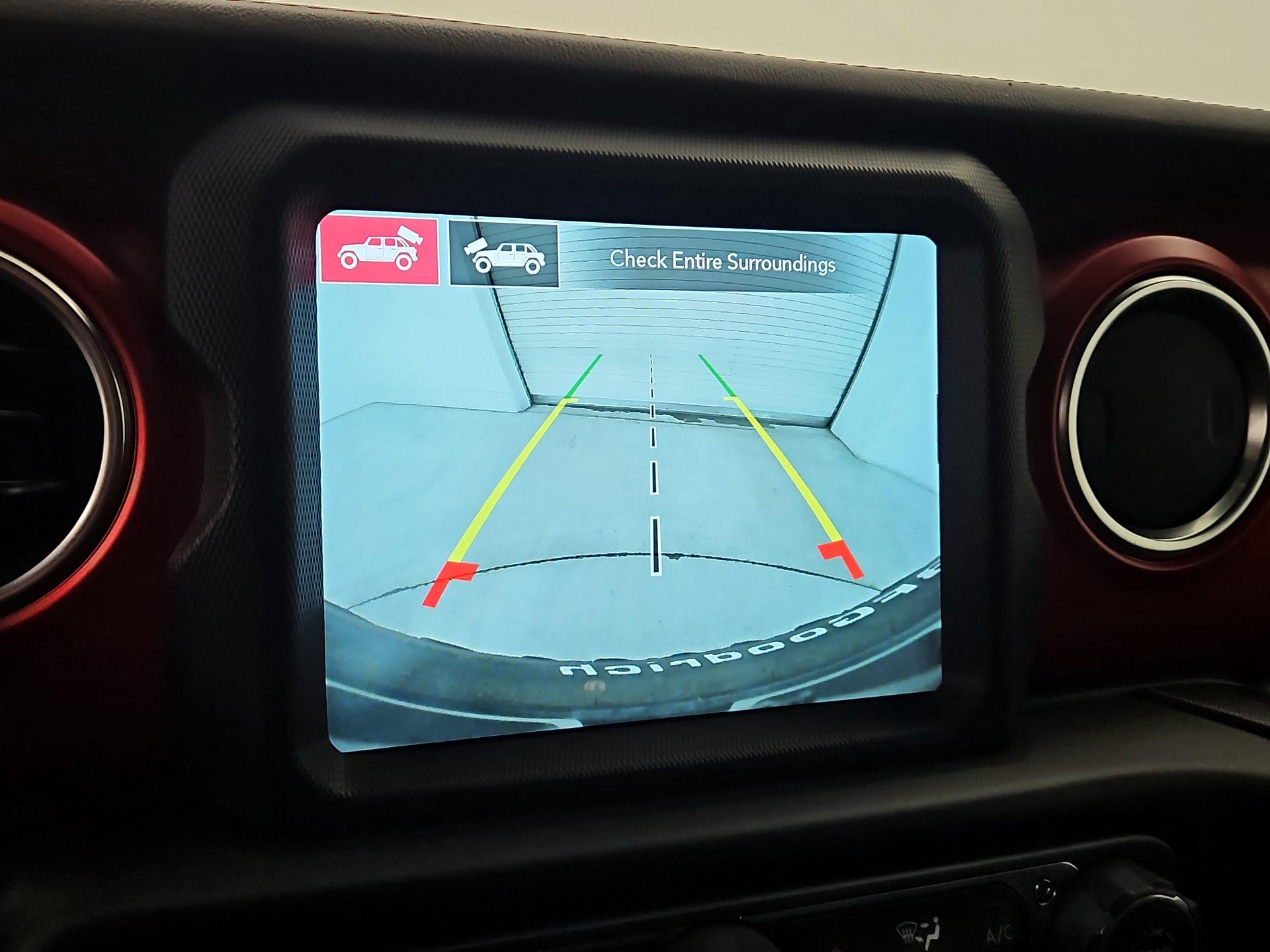 Thumbnail: 2021 Jeep Wrangler - 15