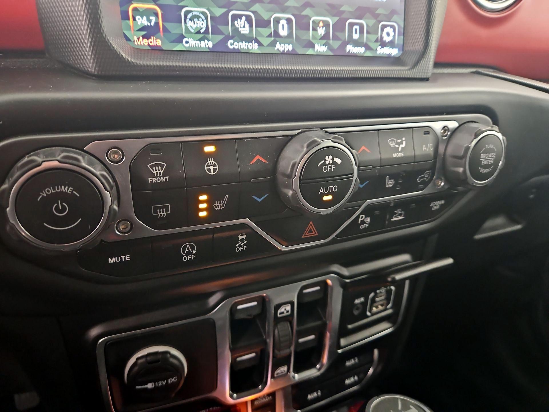 Thumbnail: 2021 Jeep Wrangler - 17