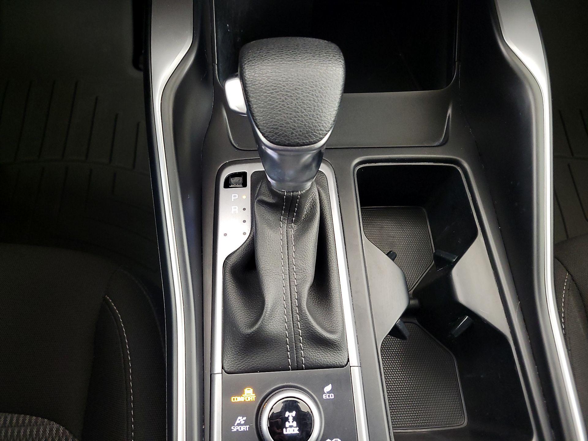 Thumbnail: 2023 Kia Sorento - 17