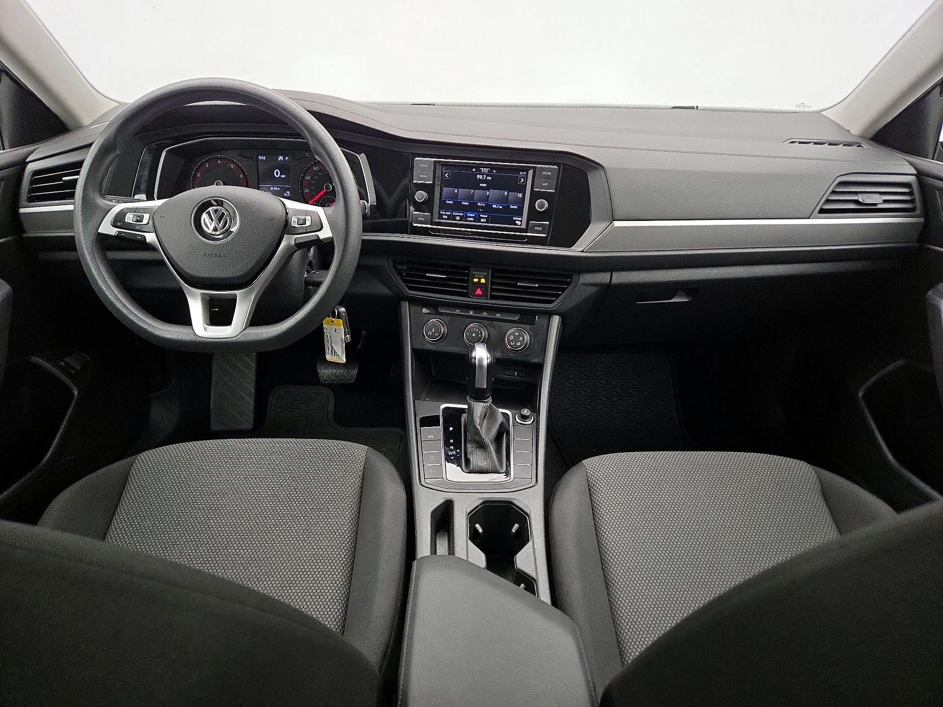 Thumbnail: 2021 Volkswagen Jetta - 9