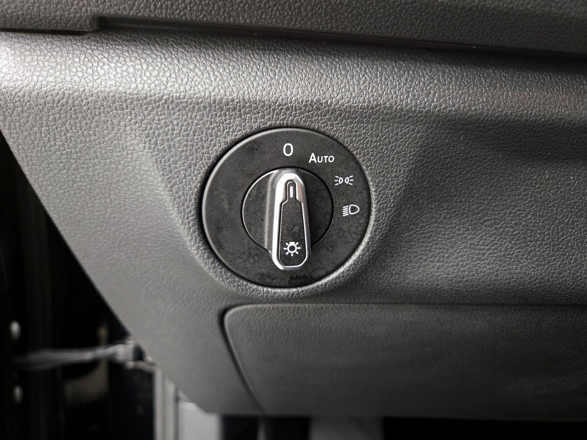 Thumbnail: 2021 Volkswagen Jetta - 13