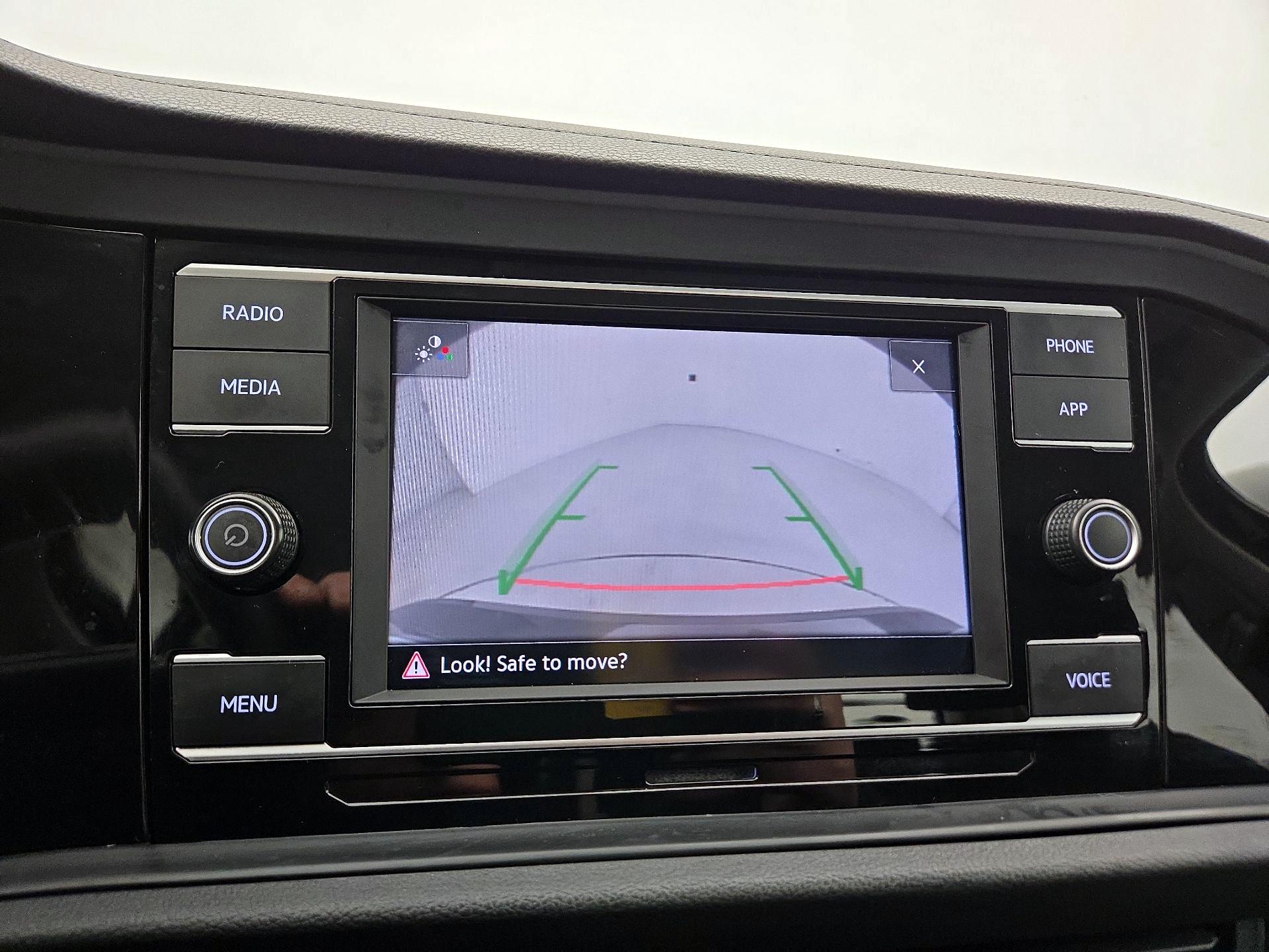 Thumbnail: 2021 Volkswagen Jetta - 14